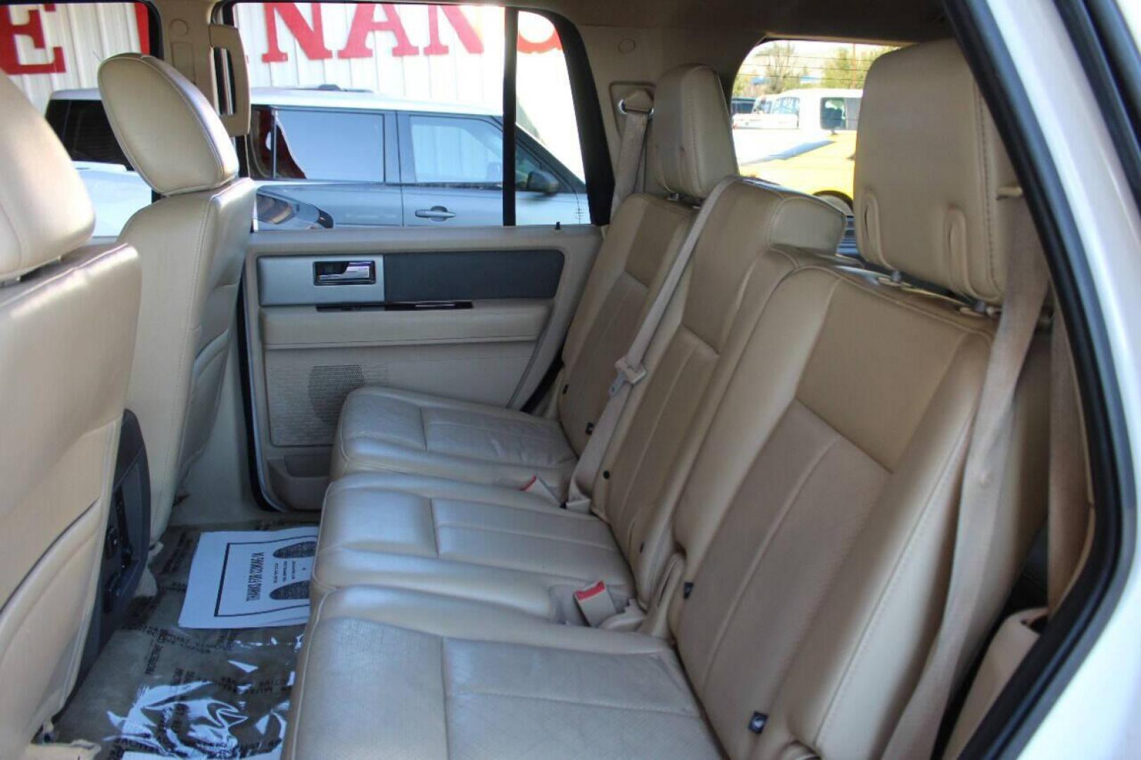 2012 White Ford Expedition King Ranch 2WD (1FMJU1H54CE) with an 5.4L V8 SOHC 16V FFV engine, 6-Speed Automatic transmission, located at 4301 NW 39th , Oklahoma City, OK, 73112, (405) 949-5600, 35.512135, -97.598671 - Photo#14