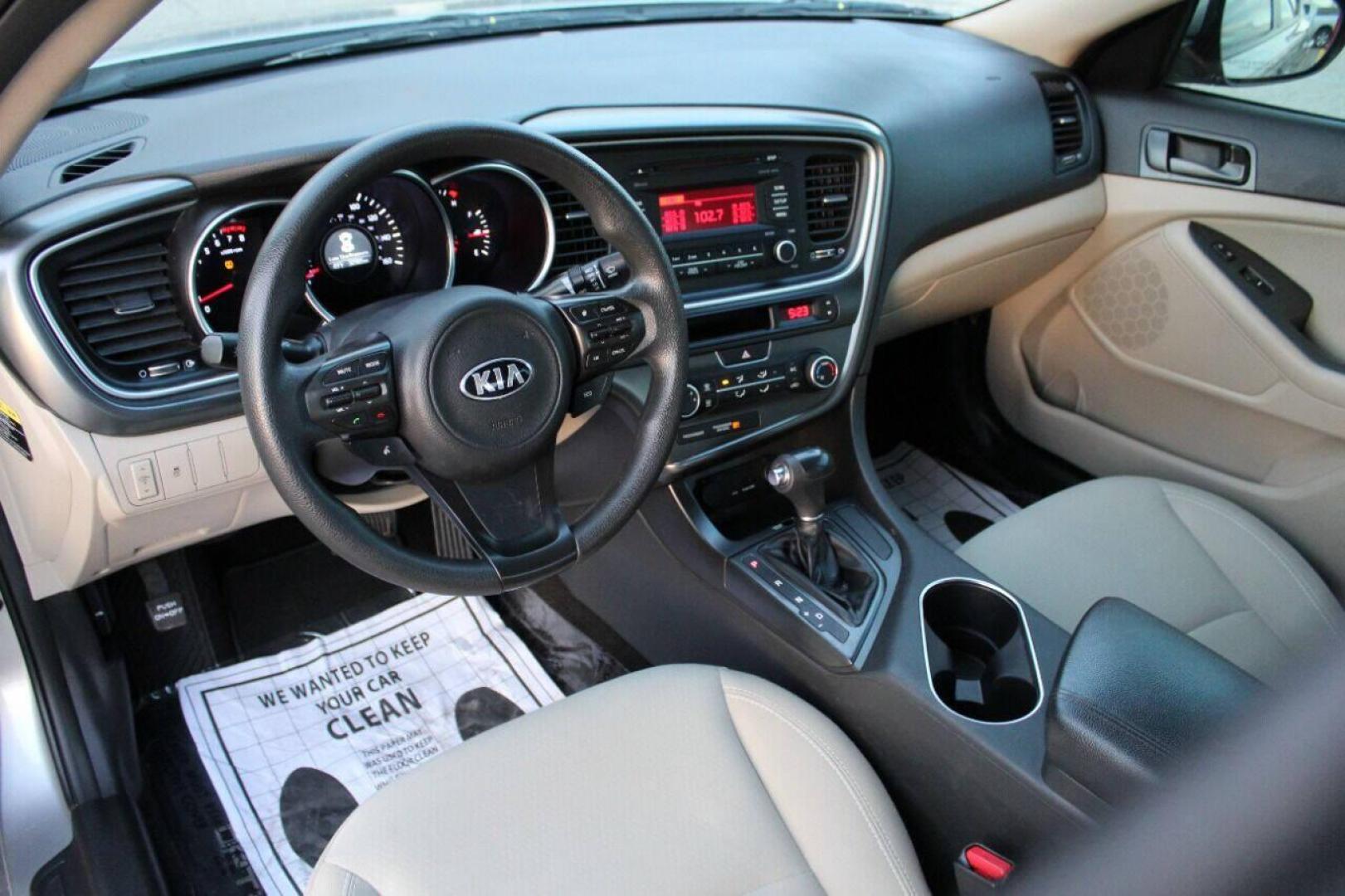 2015 Silver Kia Optima LX (5XXGM4A76FG) with an 2.4L L4 DOHC 16V engine, 6-Speed Automatic transmission, located at 4301 NW 39th , Oklahoma City, OK, 73112, (405) 949-5600, 35.512135, -97.598671 - Photo#19