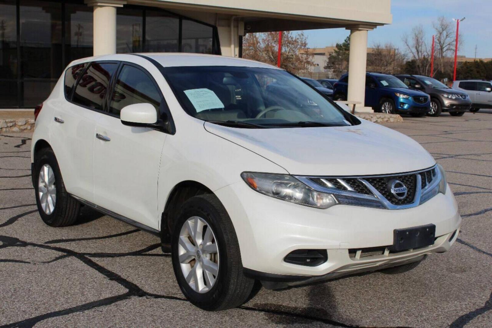 2012 White Nissan Murano SV (JN8AZ1MU3CW) with an 3.5L V6 DOHC 24V engine, Continuously Variable Transmission transmission, located at 4301 NW 39th , Oklahoma City, OK, 73112, (405) 949-5600, 35.512135, -97.598671 - NO DRIVERS LICENCE NO-FULL COVERAGE INSURANCE-NO CREDIT CHECK. COME ON OVER TO SUPERSPORTS AND TAKE A LOOK AND TEST DRIVE PLEASE GIVE US A CALL AT (405) 949-5600. NO LICENSIA DE MANEJAR- NO SEGURO DE COBERTURA TOTAL- NO VERIFICACCION DE CREDITO. POR FAVOR VENGAN A SUPERSPORTS, E - Photo#0