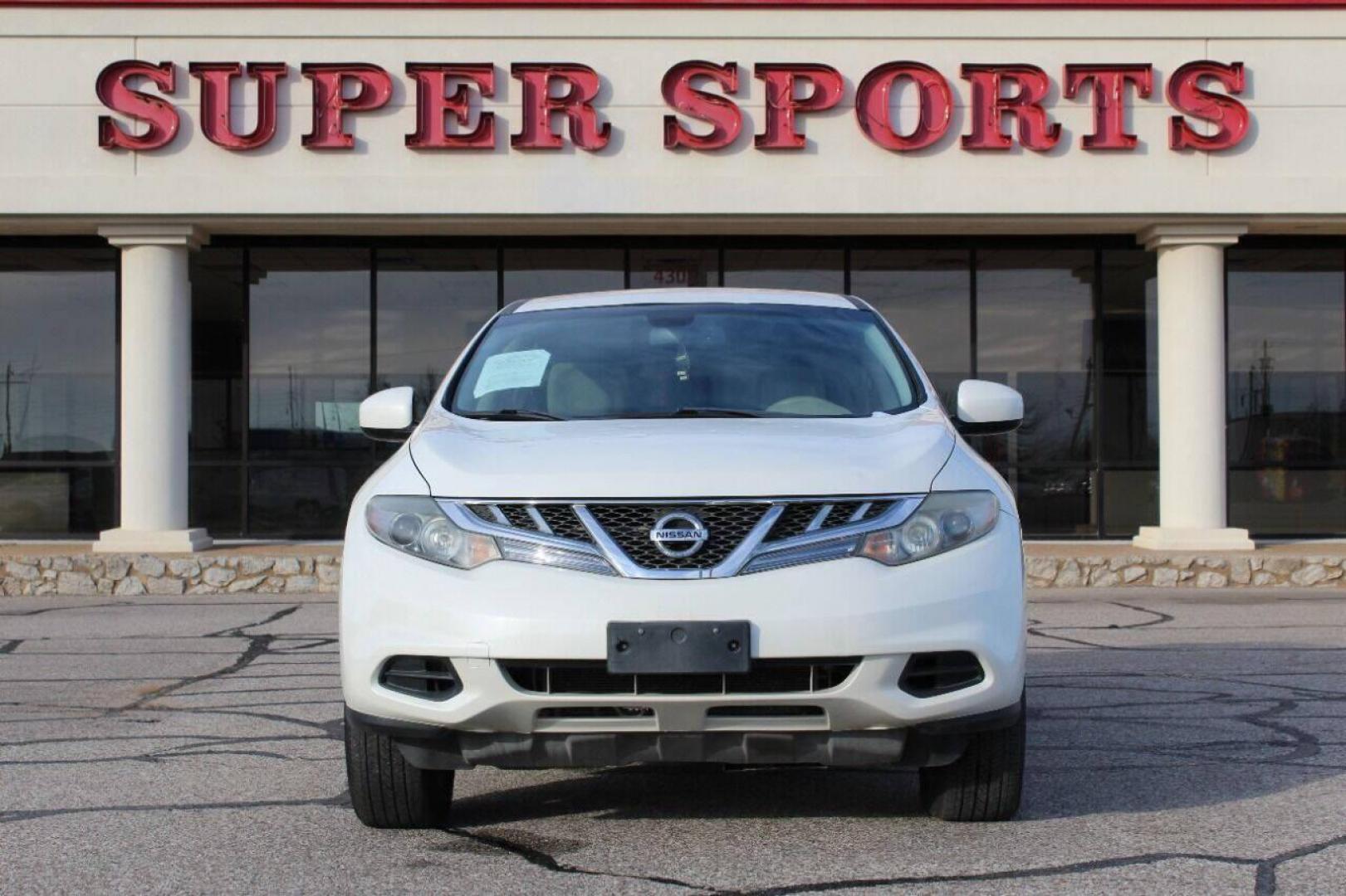 2012 White Nissan Murano SV (JN8AZ1MU3CW) with an 3.5L V6 DOHC 24V engine, Continuously Variable Transmission transmission, located at 4301 NW 39th , Oklahoma City, OK, 73112, (405) 949-5600, 35.512135, -97.598671 - NO DRIVERS LICENCE NO-FULL COVERAGE INSURANCE-NO CREDIT CHECK. COME ON OVER TO SUPERSPORTS AND TAKE A LOOK AND TEST DRIVE PLEASE GIVE US A CALL AT (405) 949-5600. NO LICENSIA DE MANEJAR- NO SEGURO DE COBERTURA TOTAL- NO VERIFICACCION DE CREDITO. POR FAVOR VENGAN A SUPERSPORTS, E - Photo#2