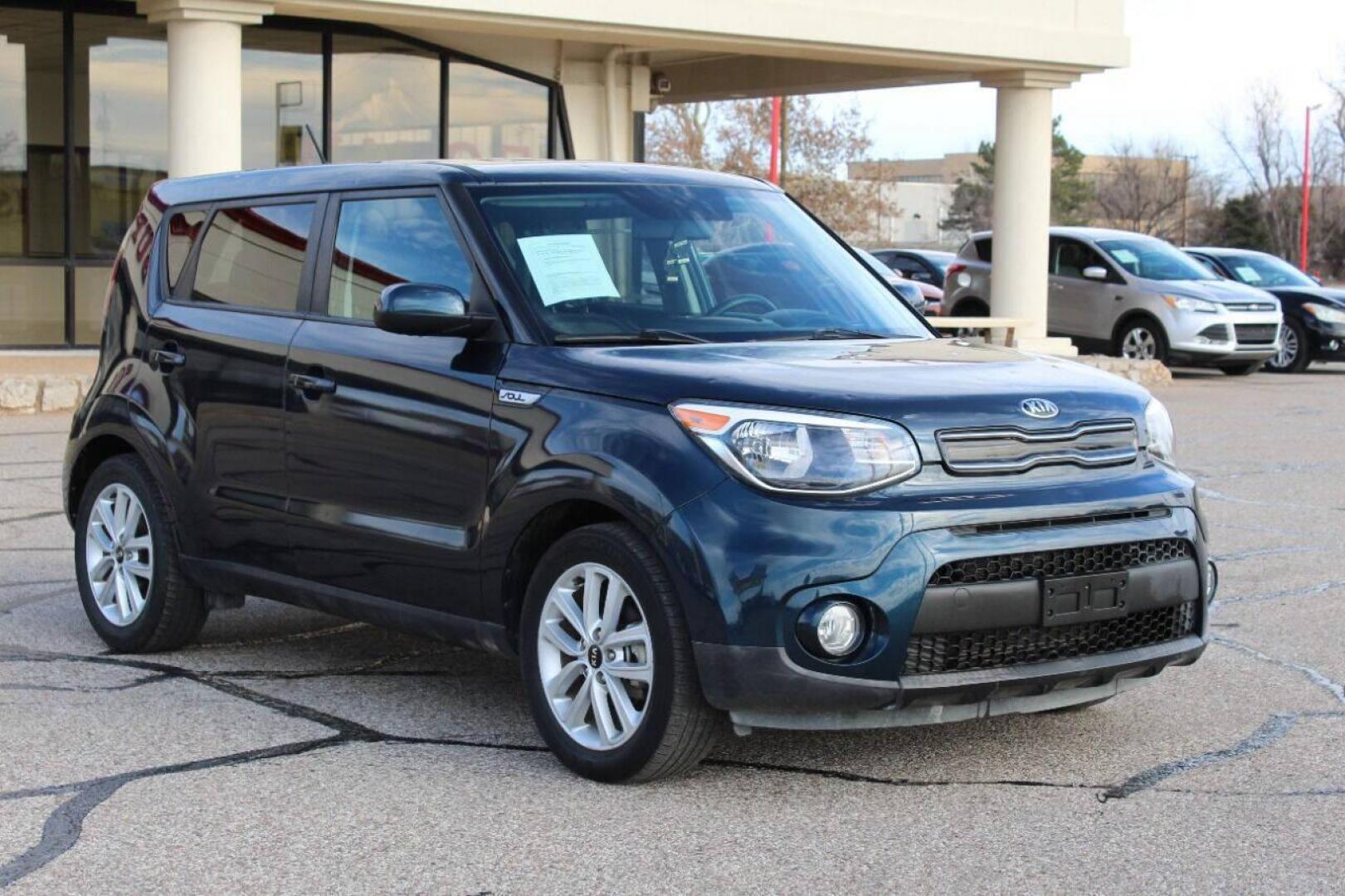 2017 Blue Kia Soul (KNDJP3A52H7) with an 2.0L I4 2.0L I4 engine, Automatic 6-Speed transmission, located at 4301 NW 39th , Oklahoma City, OK, 73112, (405) 949-5600, 35.512135, -97.598671 - Photo#2