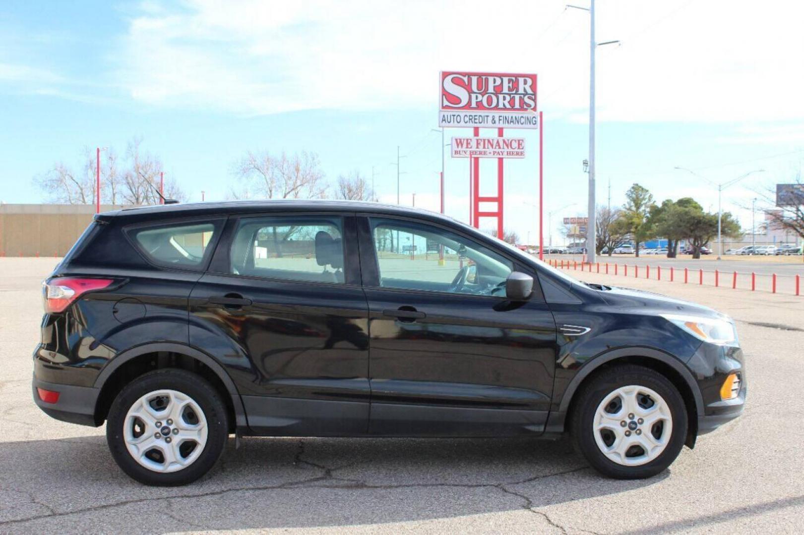 2017 Black Ford Escape (1FMCU0F73HU) with an 2.5L I4 2.5L I4 engine, Automatic 6-Speed transmission, located at 4301 NW 39th , Oklahoma City, OK, 73112, (405) 949-5600, 35.512135, -97.598671 - NO DRIVERS LICENCE - NO FULL COVERAGE INSURANCE - NO CREDIT CHECK. COME ON OVER TO SUPERSPORTS AND TAKE A LOOK AND TEST DRIVE. PLEASE GIVE US A CALL AT (405) 949-5600. NO LICENCIA DE MANEJAR - NO SEGURO DE COBERTURA TOTAL - NO VERIFICACION DE CREDITO. POR FAVOR VENGAN A SUPERSPORTS, ECH - Photo#0