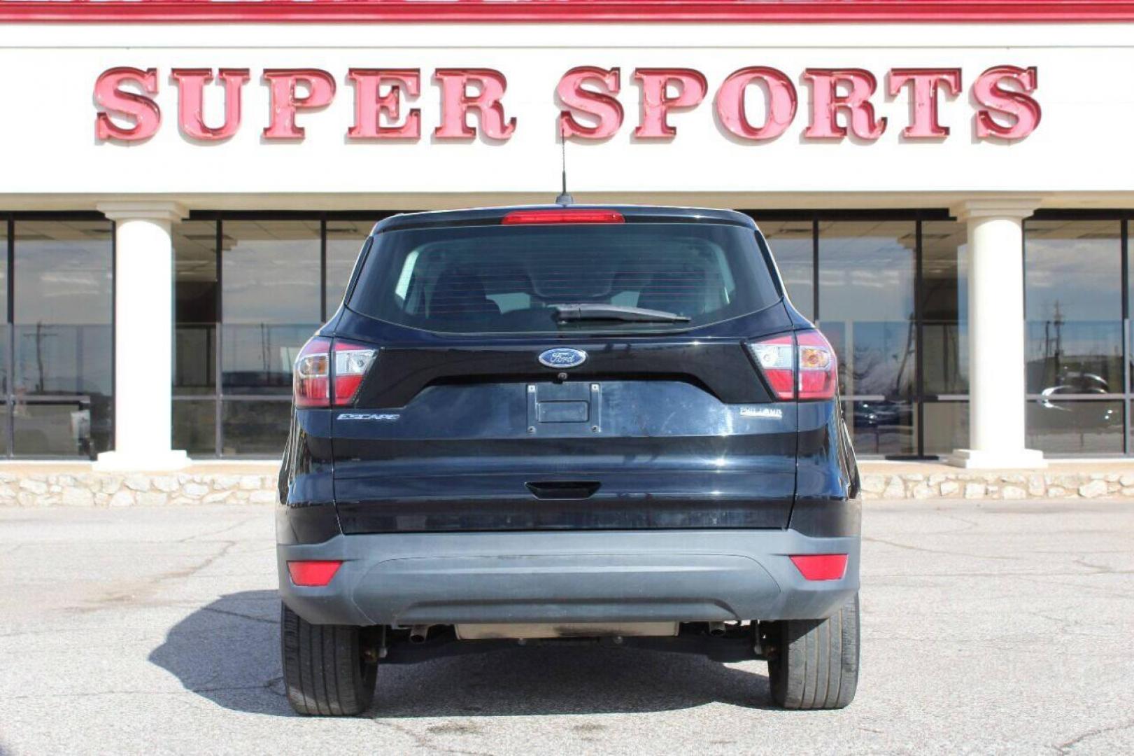 2017 Black Ford Escape (1FMCU0F73HU) with an 2.5L I4 2.5L I4 engine, Automatic 6-Speed transmission, located at 4301 NW 39th , Oklahoma City, OK, 73112, (405) 949-5600, 35.512135, -97.598671 - NO DRIVERS LICENCE - NO FULL COVERAGE INSURANCE - NO CREDIT CHECK. COME ON OVER TO SUPERSPORTS AND TAKE A LOOK AND TEST DRIVE. PLEASE GIVE US A CALL AT (405) 949-5600. NO LICENCIA DE MANEJAR - NO SEGURO DE COBERTURA TOTAL - NO VERIFICACION DE CREDITO. POR FAVOR VENGAN A SUPERSPORTS, ECH - Photo#2