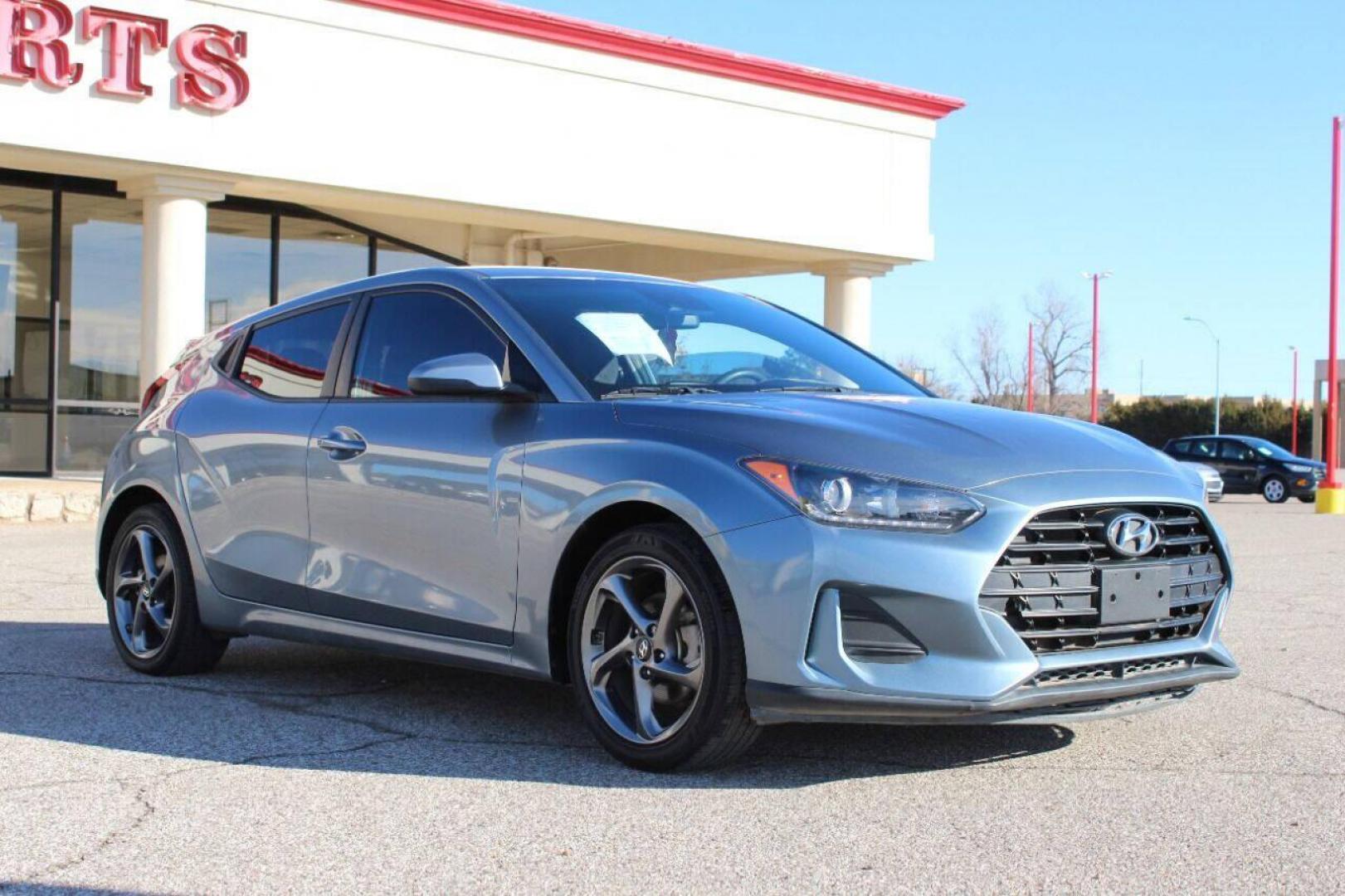 2019 Blue Hyundai Veloster 2.0 6A (KMHTG6AF0KU) with an 2.0L L4 DOHC 16V engine, 6A transmission, located at 4301 NW 39th , Oklahoma City, OK, 73112, (405) 949-5600, 35.512135, -97.598671 - Photo#0