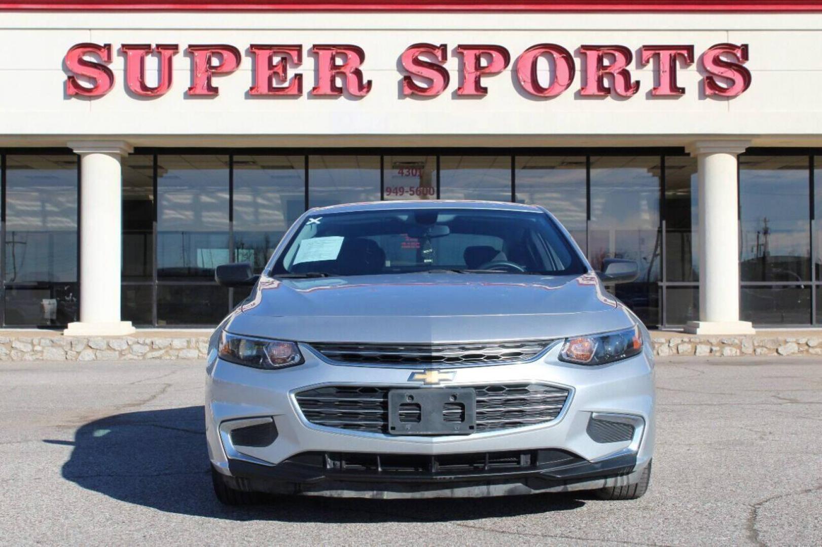 2017 Silver Chevrolet Malibu (1G1ZB5ST1HF) with an 1.5L I4 Turbocharger 1.5L I4 engine, Automatic 6-Speed transmission, located at 4301 NW 39th , Oklahoma City, OK, 73112, (405) 949-5600, 35.512135, -97.598671 - NO DRIVERS LICENCE NO-FULL COVERAGE INSURANCE-NO CREDIT CHECK. COME ON OVER TO SUPERSPORTS AND TAKE A LOOK AND TEST DRIVE PLEASE GIVE US A CALL AT (405) 949-5600. NO LICENCIA DE MANEJAR- NO SEGURO DE COBERTURA TOTAL- NO VERIFICACION DE CREDITO. POR FAVOR VENGAN A SUPERSPORTS, ECHE UN VISTAZO - Photo#0