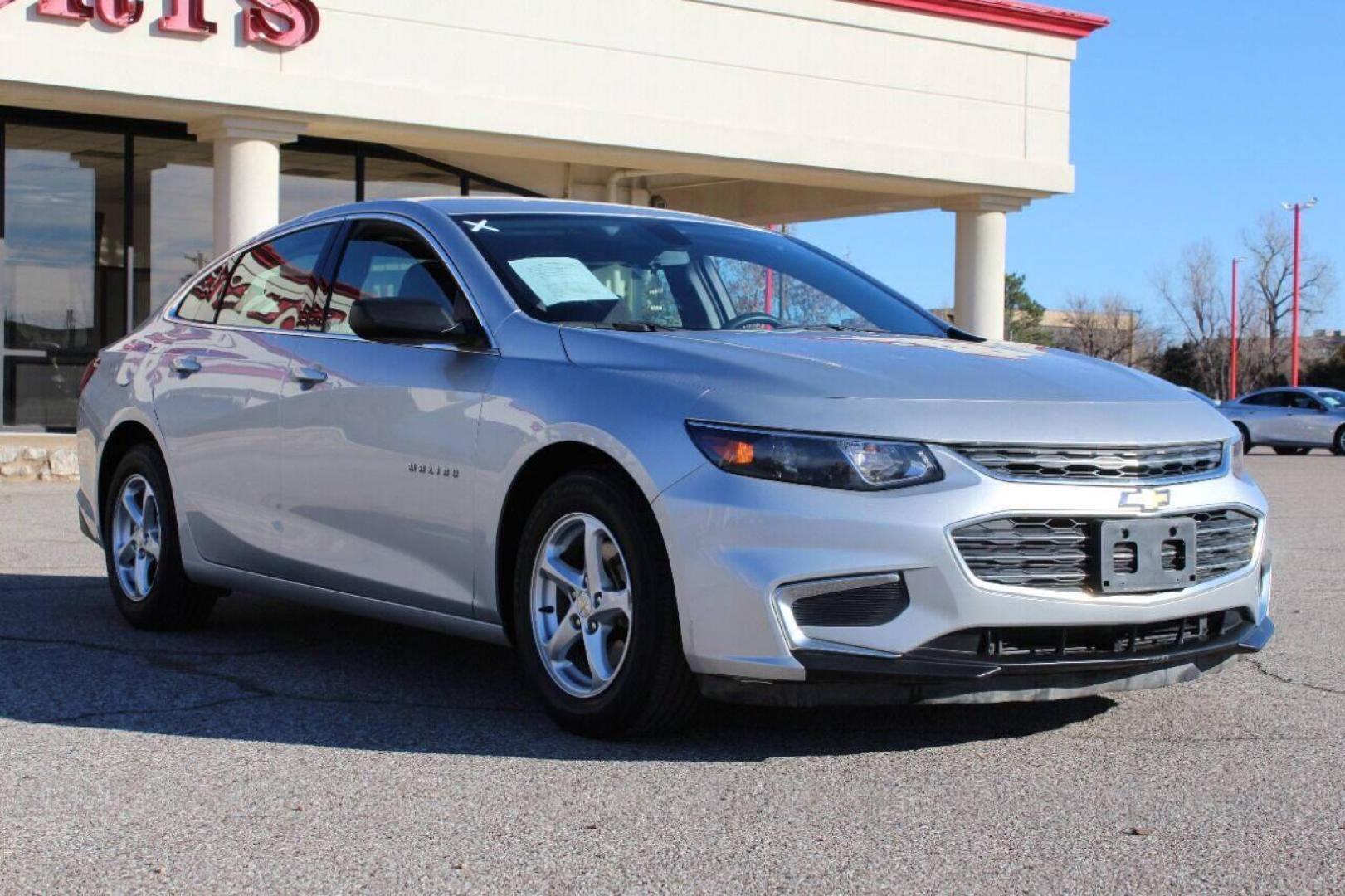 2017 Silver Chevrolet Malibu (1G1ZB5ST1HF) with an 1.5L I4 Turbocharger 1.5L I4 engine, Automatic 6-Speed transmission, located at 4301 NW 39th , Oklahoma City, OK, 73112, (405) 949-5600, 35.512135, -97.598671 - NO DRIVERS LICENCE NO-FULL COVERAGE INSURANCE-NO CREDIT CHECK. COME ON OVER TO SUPERSPORTS AND TAKE A LOOK AND TEST DRIVE PLEASE GIVE US A CALL AT (405) 949-5600. NO LICENCIA DE MANEJAR- NO SEGURO DE COBERTURA TOTAL- NO VERIFICACION DE CREDITO. POR FAVOR VENGAN A SUPERSPORTS, ECHE UN VISTAZO - Photo#2