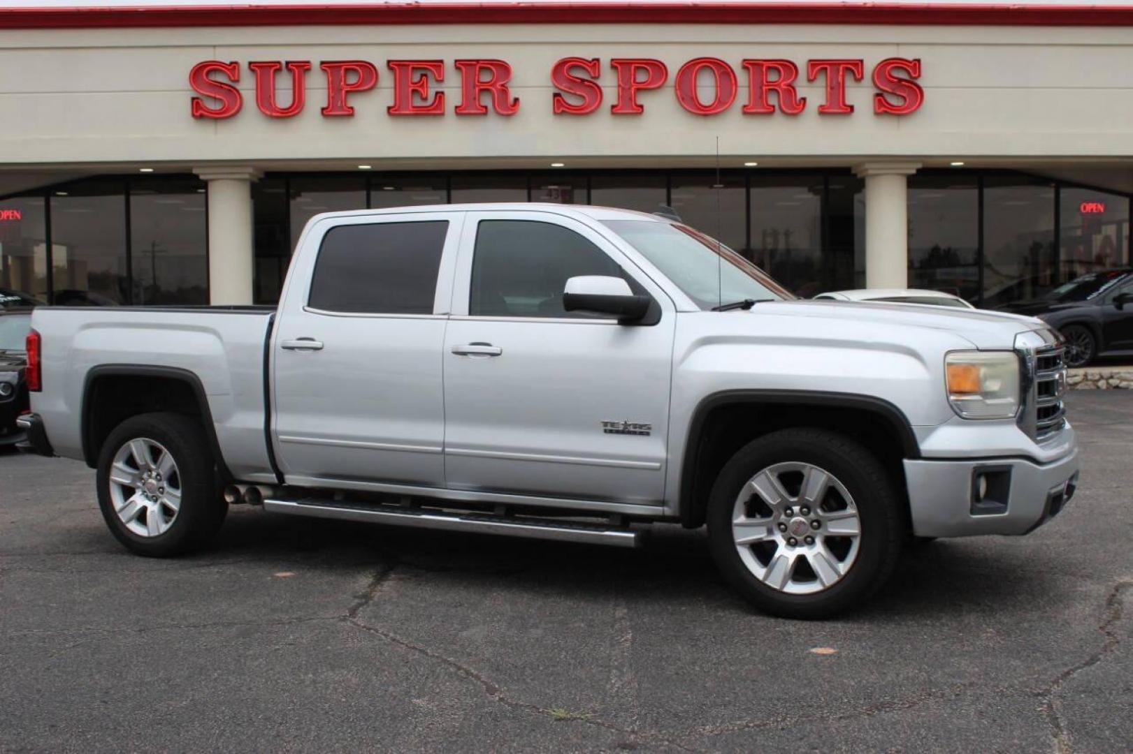 2015 GMC Sierra 1500 SLE's photo
