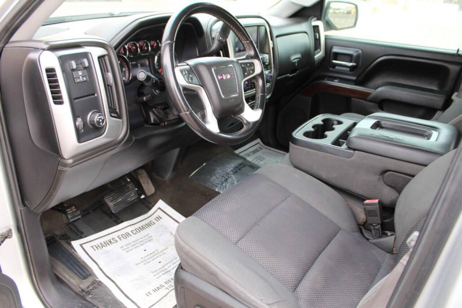 2015 Silver GMC Sierra 1500 SLE Crew Cab Long Box 2WD (3GTP1UEC7FG) with an 5.3L V8 OHV 16V engine, 6-Speed Automatic transmission, located at 4301 NW 39th , Oklahoma City, OK, 73112, (405) 949-5600, 35.512135, -97.598671 - NO DRIVERS LICENCE NO-FULL COVERAGE INSURANCE-NO CREDIT CHECK. COME ON OVER TO SUPERSPORTS AND TAKE A LOOK AND TEST DRIVE. PLEASE GIVE US A CALL AT (405) 949-5600. NO LICENSIA DE MANEJAR- NO SEGURO DE COBERTURA TOTAL- NO VERIFICACCION DE CREDITO. POR FAVOR VENGAN A SUPERSPORTS, - Photo#14