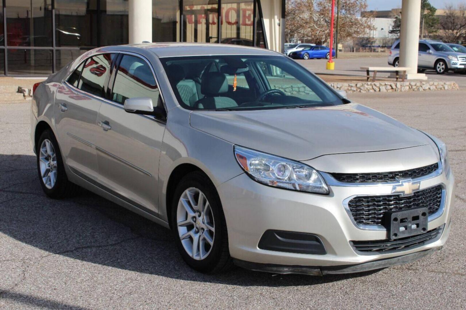 2015 Beige Chevrolet Malibu 1LT (1G11C5SL5FF) with an 2.5L L4 DOHC 16V engine, 6-Speed Automatic transmission, located at 4301 NW 39th , Oklahoma City, OK, 73112, (405) 949-5600, 35.512135, -97.598671 - NO DRIVERS LICENCE NO-FULL COVERAGE INSURANCE-NO CREDIT CHECK. COME ON OVER TO SUPERSPORTS AND TAKE A LOOK AND TEST DRIVE. PLEASE GIVE US A CALL AT (405) 949-5600. NO LICENSIA DE MANEJAR- NO SEGURO DE COBERTURA TOTAL- NO VERIFICACCION DE CREDITO. POR FAVOR VENGAN A SUPERSPORTS, ECHE UN - Photo#2