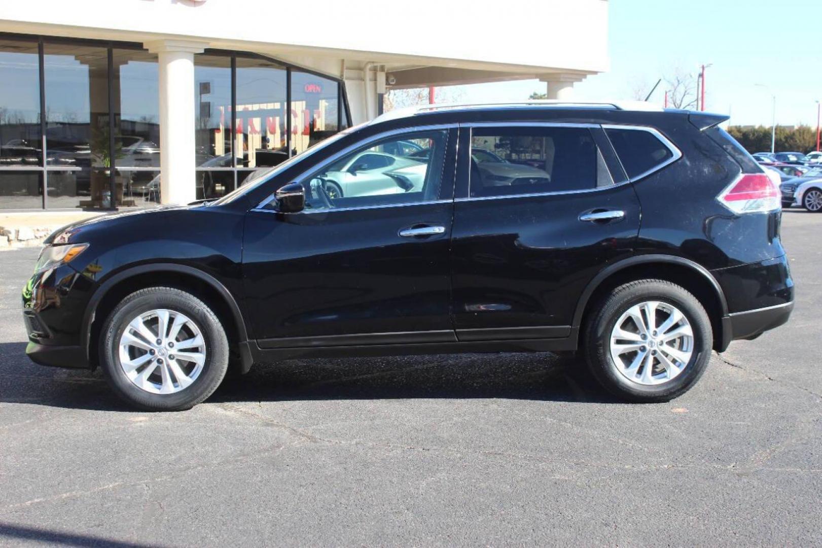 2014 Black Nissan Rogue S AWD (5N1AT2MV0EC) with an 2.5L L4 DOHC 16V engine, Continuously Variable Transmission transmission, located at 4301 NW 39th , Oklahoma City, OK, 73112, (405) 949-5600, 35.512135, -97.598671 - NO DRIVERS LICENCE NO-FULL COVERAGE INSURANCE-NO CREDIT CHECK. COME ON OVER TO SUPERSPORTS AND TAKE A LOOK AND TEST DRIVE. PLEASE GIVE US A CALL AT (405) 949-5600. NO LICENSIA DE MANEJAR- NO SEGURO DE COBERTURA TOTAL- NO VERIFICACCION DE CREDITO. POR FAVOR VENGAN A SUPERSPORTS, ECHE UN - Photo#5