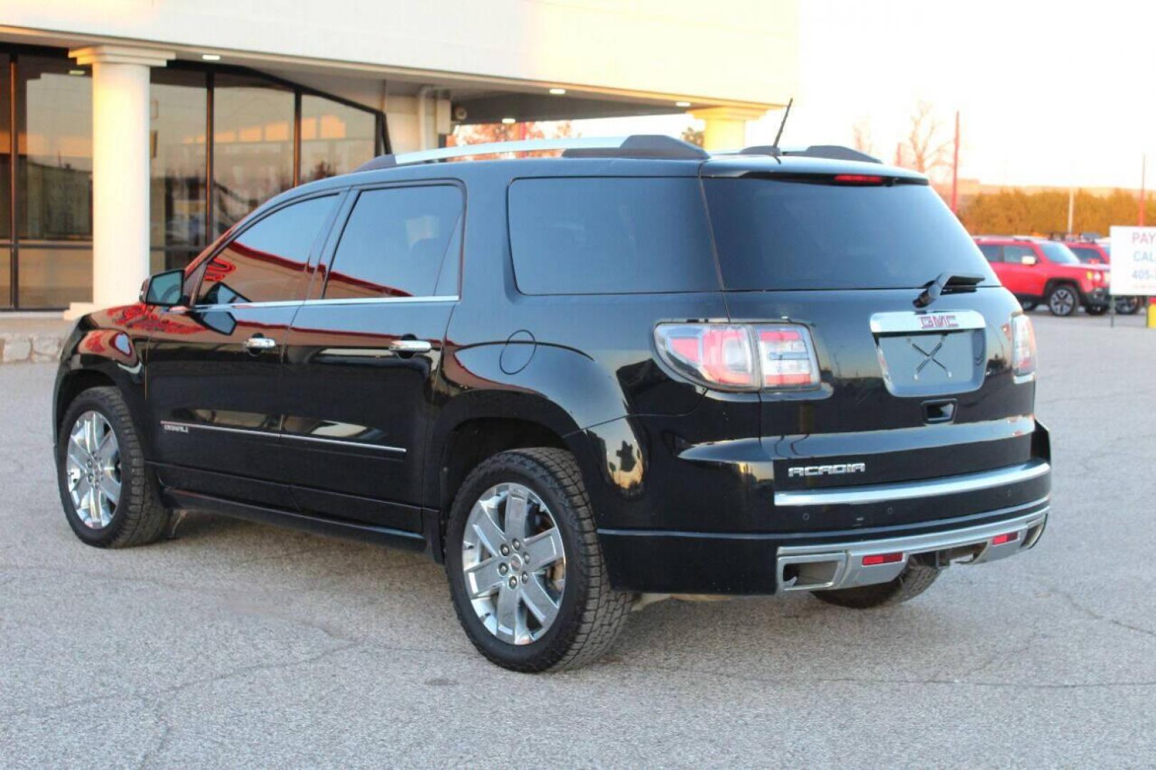 2016 Black GMC Acadia Denali FWD (1GKKRTKD8GJ) with an 3.6L V6 DOHC 24V engine, 6-Speed Automatic transmission, located at 4301 NW 39th , Oklahoma City, OK, 73112, (405) 949-5600, 35.512135, -97.598671 - NO DRIVERS LICENCE - NO FULL COVERAGE INSURANCE - NO CREDIT CHECK. COME ON OVER TO SUPERSPORTS AND TAKE A LOOK AND TEST DRIVE PLEASE GIVE US A CALL AT (405) 949-5600. NO LICENCIA DE MANEJAR - NO SEGURO DE COBERTURA TOTAL - NO VERIFICACION DE CREDITO. POR FAVOR VENGAN A SUPERSPOR - Photo#5