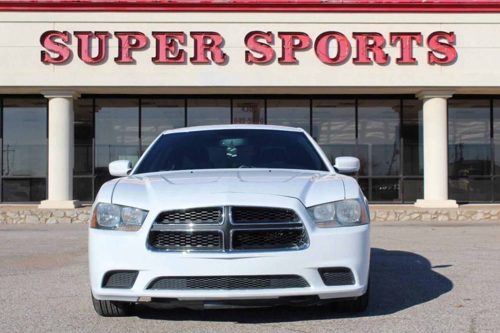 2013 White Dodge Charger SE (2C3CDXBG5DH) with an 3.6L V6 DOHC 24V engine, 5-Speed Automatic transmission, located at 4301 NW 39th , Oklahoma City, OK, 73112, (405) 949-5600, 35.512135, -97.598671 - NO DRIVERS LICENCE NO-FULL COVERAGE INSURANCE-NO CREDIT CHECK. COME ON OVER TO SUPERSPORTS AND TAKE A LOOK AND TEST DRIVE PLEASE GIVE US A CALL AT (405) 949-5600. NO LICENSIA DE MANEJAR- NO SEGURO DE COBERTURA TOTAL- NO VERIFICACCION DE CREDITO. POR FAVOR VENGAN A SUPERSPORTS, ECHE - Photo#0