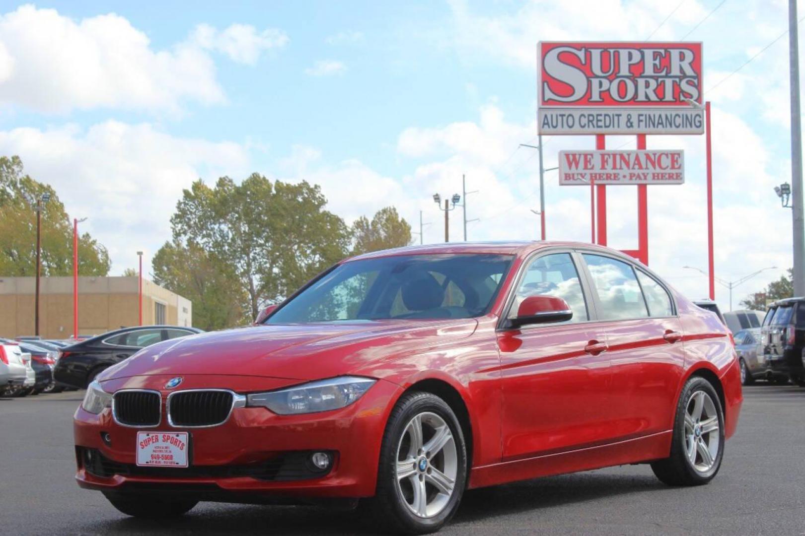 2013 Red BMW 3-Series 328i xDrive Sedan (WBA3B3G56DN) with an 2.0L L4 DOHC 16V engine, Automatic 8-Speed transmission, located at 4301 NW 39th , Oklahoma City, OK, 73112, (405) 949-5600, 35.512135, -97.598671 - NO DRIVERS LICENCE NO-FULL COVERAGE INSURANCE-NO CREDIT CHECK. COME ON OVER TO SUPERSPORTS AND TAKE A LOOK AND TEST DRIVE. PLEASE GIVE US A CALL AT (405) 949-5600. NO LICENSIA DE MANEJAR- NO SEGURO DE COBERTURA TOTAL- NO VERIFICACCION DE CREDITO. POR FAVOR VENGAN A SUPERSPORTS, ECHE UN - Photo#6