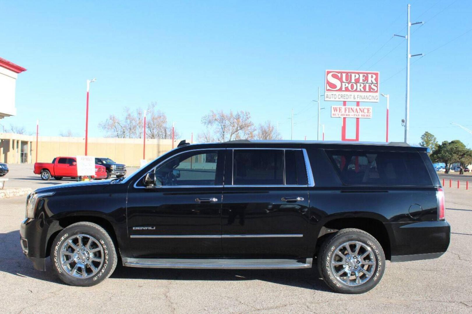 2015 Black GMC Yukon Denali XL 4WD (1GKS2JKJ5FR) with an 6.2L V8 OHV 16V engine, 6-Speed Automatic transmission, located at 4301 NW 39th , Oklahoma City, OK, 73112, (405) 949-5600, 35.512135, -97.598671 - NO DRIVERS LICENCE NO-FULL COVERAGE INSURANCE-NO CREDIT CHECK. COME ON OVER TO SUPERSPORTS AND TAKE A LOOK AND TEST DRIVE. PLEASE GIVE US A CALL AT (405) 949-5600. NO LICENSIA DE MANEJAR- NO SEGURO DE COBERTURA TOTAL- NO VERIFICACION DE CREDITO. POR FAVOR VENGAN A SUPERSPORTS, ECHE UN V - Photo#5