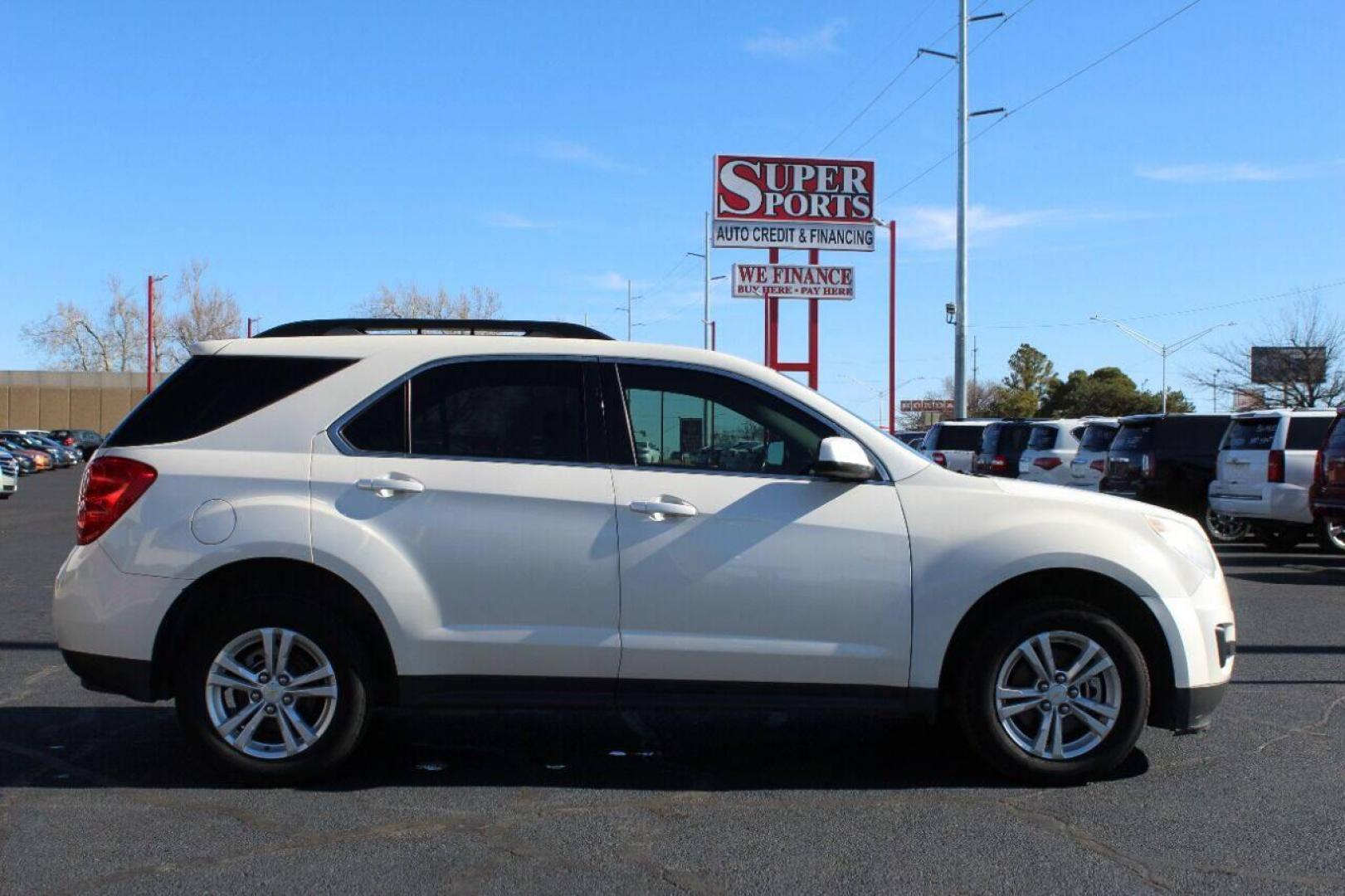 2015 White Chevrolet Equinox 1LT 2WD (1GNALBEKXFZ) with an 2.4L L4 DOHC 16V FFV engine, 6-Speed Automatic transmission, located at 4301 NW 39th , Oklahoma City, OK, 73112, (405) 949-5600, 35.512135, -97.598671 - NO DRIVERS LICENCE NO-FULL COVERAGE INSURANCE-NO CREDIT CHECK. COME ON OVER TO SUPERSPORTS AND TAKE A LOOK AND TEST DRIVE. PLEASE GIVE US A CALL AT (405) 949-5600. NO LICENSIA DE MANEJAR- NO SEGURO DE COBERTURA TOTAL- NO VERIFICACCION DE CREDITO. POR FAVOR VENGAN A SUPERSPORTS, ECHE UN - Photo#0