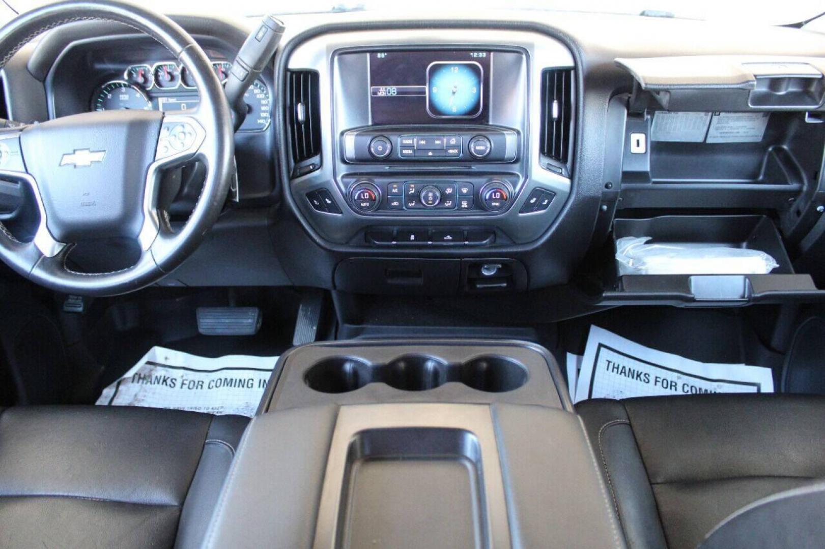 2015 White Chevrolet Silverado 1500 LT Double Cab 2WD (1GCRCREC4FZ) with an 5.3L V8 OHV 16V engine, 6-Speed Automatic transmission, located at 4301 NW 39th , Oklahoma City, OK, 73112, (405) 949-5600, 35.512135, -97.598671 - NO DRIVERS LICENCE NO-FULL COVERAGE INSURANCE-NO CREDIT CHECK. COME ON OVER TO SUPERSPORTS AND TAKE A LOOK AND TEST DRIVE. PLEASE GIVE US A CALL AT (405) 949-5600. NO LICENSIA DE MANEJAR- NO SEGURO DE COBERTURA TOTAL- NO VERIFICACCION DE CREDITO. POR FAVOR VENGAN A SUPERSPORTS, ECHE UN - Photo#25