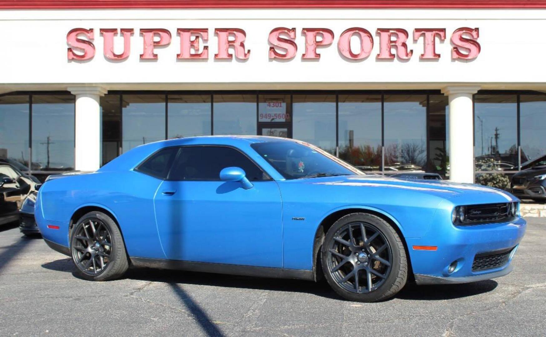 2016 Dodge Challenger R/T's photo