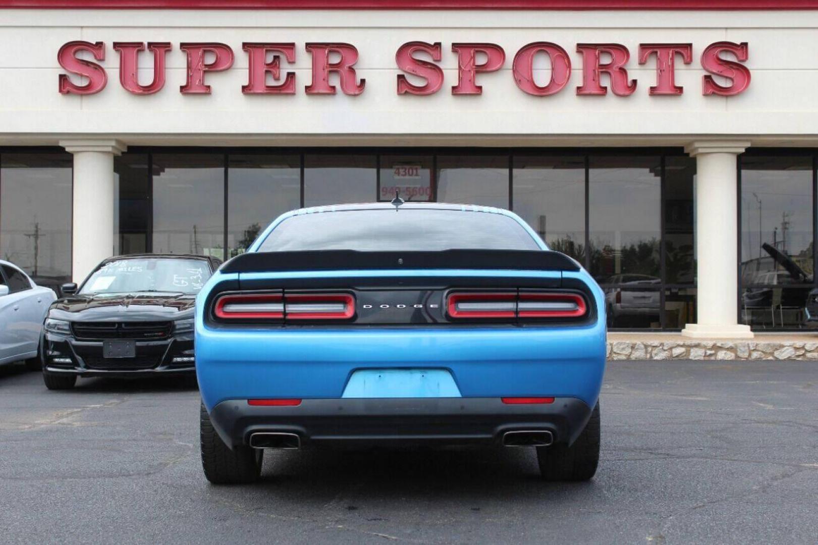 2016 Blue Dodge Challenger R/T Plus (2C3CDZBT4GH) with an 5.7L V8 OHV 16V engine, Manual 6-Speed transmission, located at 4301 NW 39th , Oklahoma City, OK, 73112, (405) 949-5600, 35.512135, -97.598671 - NO DRIVERS LICENSE - NO FULL COVERAGE INSURANCE - NO CREDIT CHECK. COME ON OVER TO SUPERSPORTS AND TAKE A LOOK AND TEST DRIVE PLEASE GIVE US A CALL AT (405) 949-5600. NO LICENCIA DE MANEJAR - NO SEGURO DE COBERTURA TOTAL - NO VERIFICACION DE CREDITO. POR FAVOR VENGAN A SUPERSPORTS, ECH - Photo#4