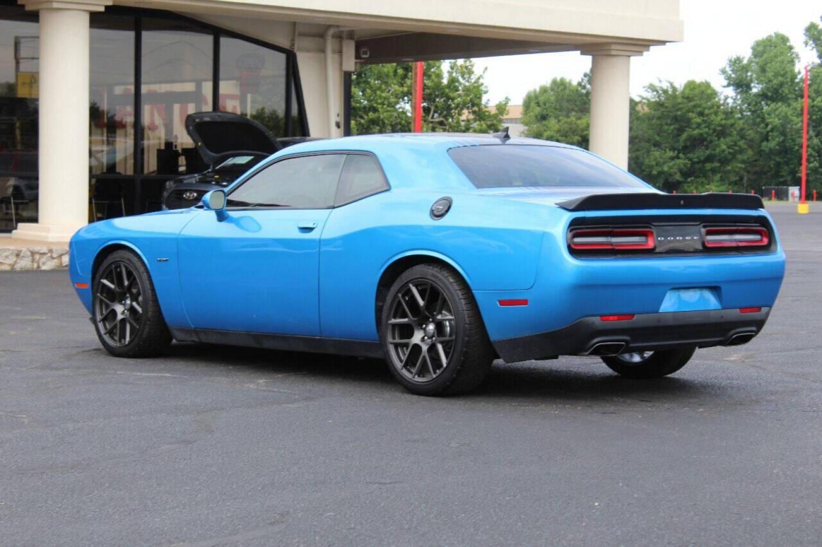 2016 Blue Dodge Challenger R/T Plus (2C3CDZBT4GH) with an 5.7L V8 OHV 16V engine, Manual 6-Speed transmission, located at 4301 NW 39th , Oklahoma City, OK, 73112, (405) 949-5600, 35.512135, -97.598671 - NO DRIVERS LICENSE - NO FULL COVERAGE INSURANCE - NO CREDIT CHECK. COME ON OVER TO SUPERSPORTS AND TAKE A LOOK AND TEST DRIVE PLEASE GIVE US A CALL AT (405) 949-5600. NO LICENCIA DE MANEJAR - NO SEGURO DE COBERTURA TOTAL - NO VERIFICACION DE CREDITO. POR FAVOR VENGAN A SUPERSPORTS, ECH - Photo#5