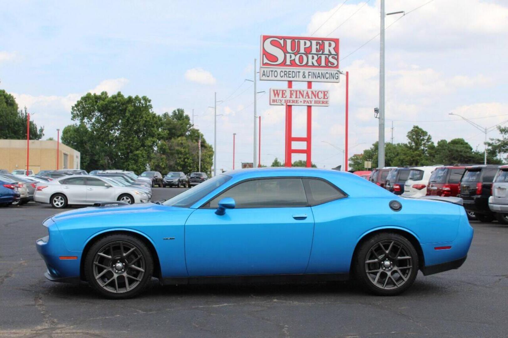 2016 Blue Dodge Challenger R/T Plus (2C3CDZBT4GH) with an 5.7L V8 OHV 16V engine, Manual 6-Speed transmission, located at 4301 NW 39th , Oklahoma City, OK, 73112, (405) 949-5600, 35.512135, -97.598671 - NO DRIVERS LICENSE - NO FULL COVERAGE INSURANCE - NO CREDIT CHECK. COME ON OVER TO SUPERSPORTS AND TAKE A LOOK AND TEST DRIVE PLEASE GIVE US A CALL AT (405) 949-5600. NO LICENCIA DE MANEJAR - NO SEGURO DE COBERTURA TOTAL - NO VERIFICACION DE CREDITO. POR FAVOR VENGAN A SUPERSPORTS, ECH - Photo#6