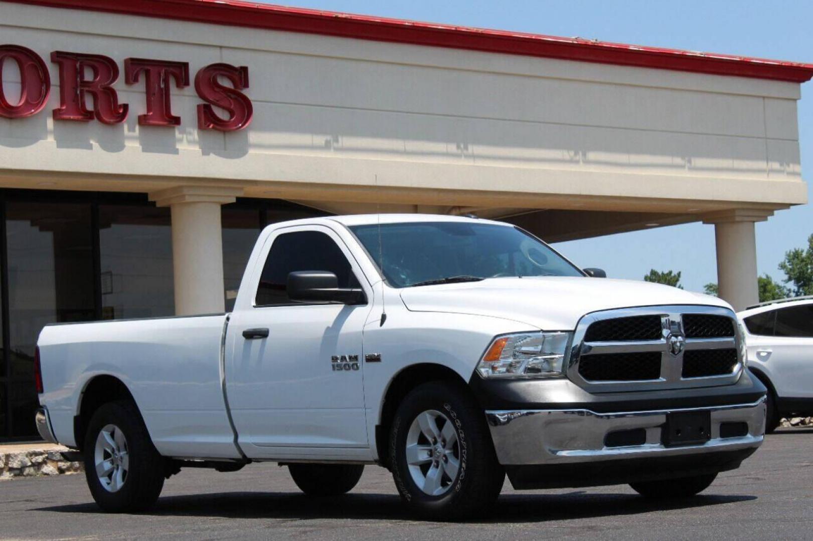 2016 White RAM 1500 Tradesman Regular Cab LWB 2WD (3C6JR6DT2GG) with an 5.7L V8 OHV 16V engine, 6A transmission, located at 4301 NW 39th , Oklahoma City, OK, 73112, (405) 949-5600, 35.512135, -97.598671 - Photo#2