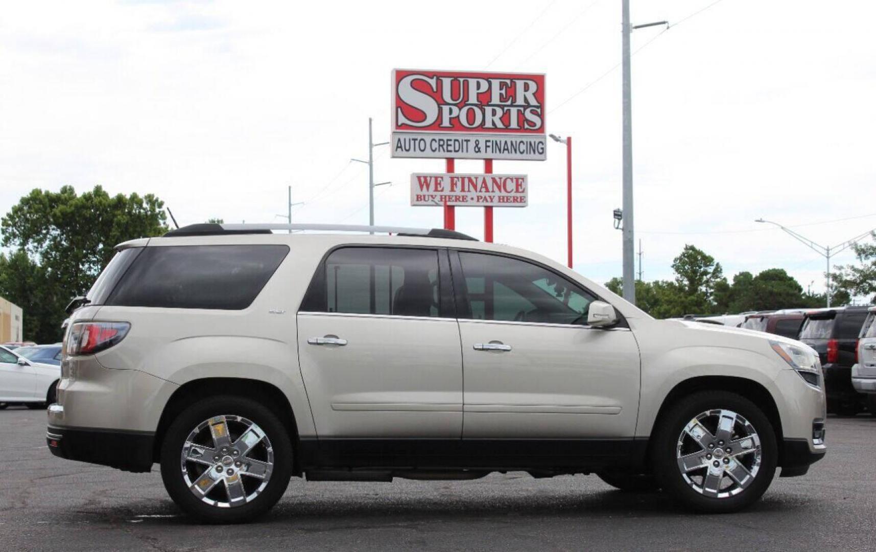 2017 Tan GMC Acadia SLT-2 FWD (1GKKRSKD8HJ) with an 3.6L V6 DOHC 24V engine, 6A transmission, located at 4301 NW 39th , Oklahoma City, OK, 73112, (405) 949-5600, 35.512135, -97.598671 - Photo#3