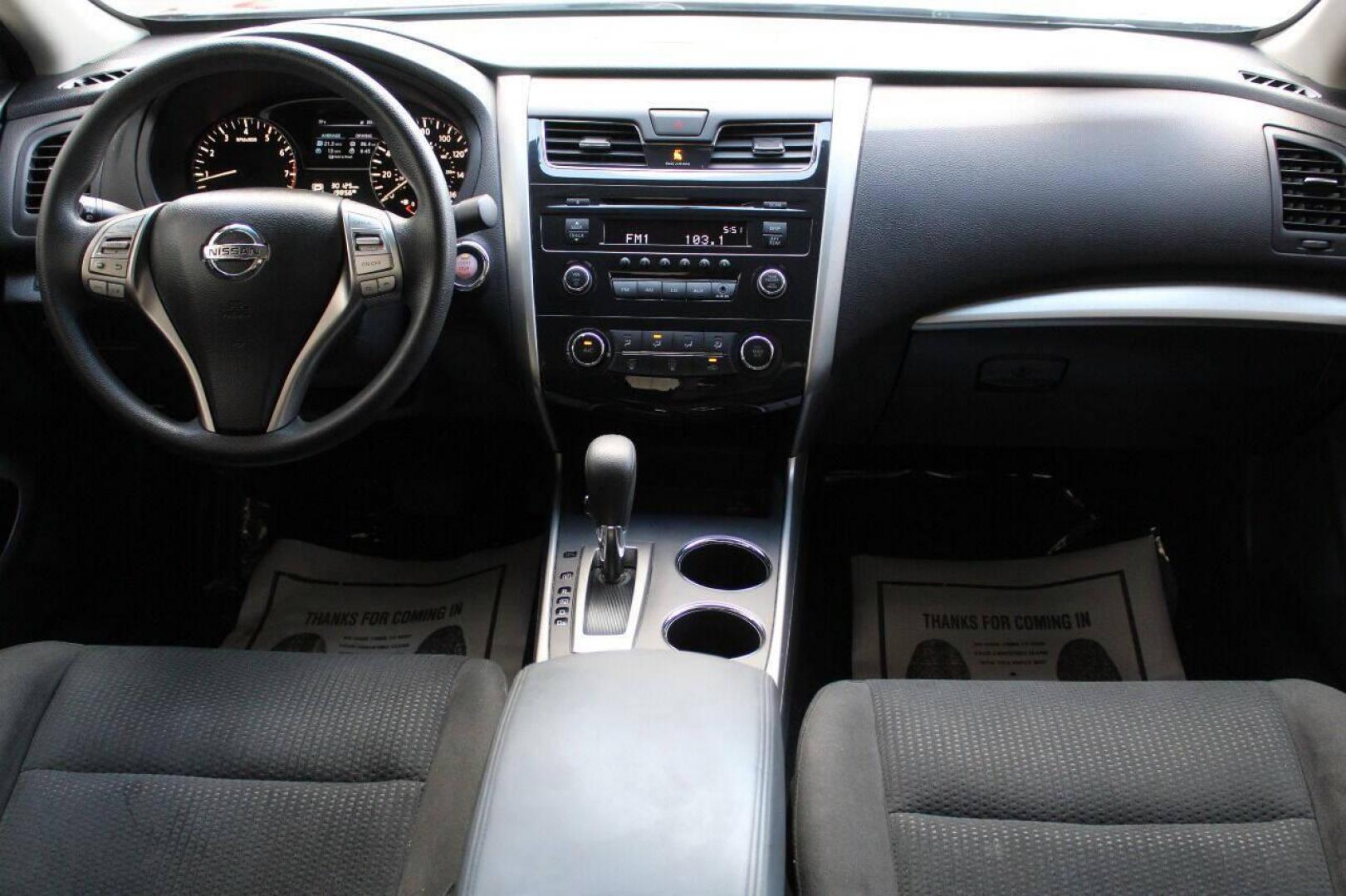 2015 Red Nissan Altima 2.5 S (1N4AL3AP7FC) with an 2.5L L4 DOHC 16V engine, Continuously Variable Transmission transmission, located at 4301 NW 39th , Oklahoma City, OK, 73112, (405) 949-5600, 35.512135, -97.598671 - NO DRIVERS LICENCE NO-FULL COVERAGE INSURANCE-NO CREDIT CHECK. COME ON OVER TO SUPERSPORTS AND TAKE A LOOK AND TEST DRIVE. PLEASE GIVE US A CALL AT (405) 949-5600. NO LICENSIA DE MANEJAR- NO SEGURO DE COBERTURA TOTAL- NO VERIFICACCION DE CREDITO. POR FAVOR VENGAN A SUPERSPORTS, - Photo#17