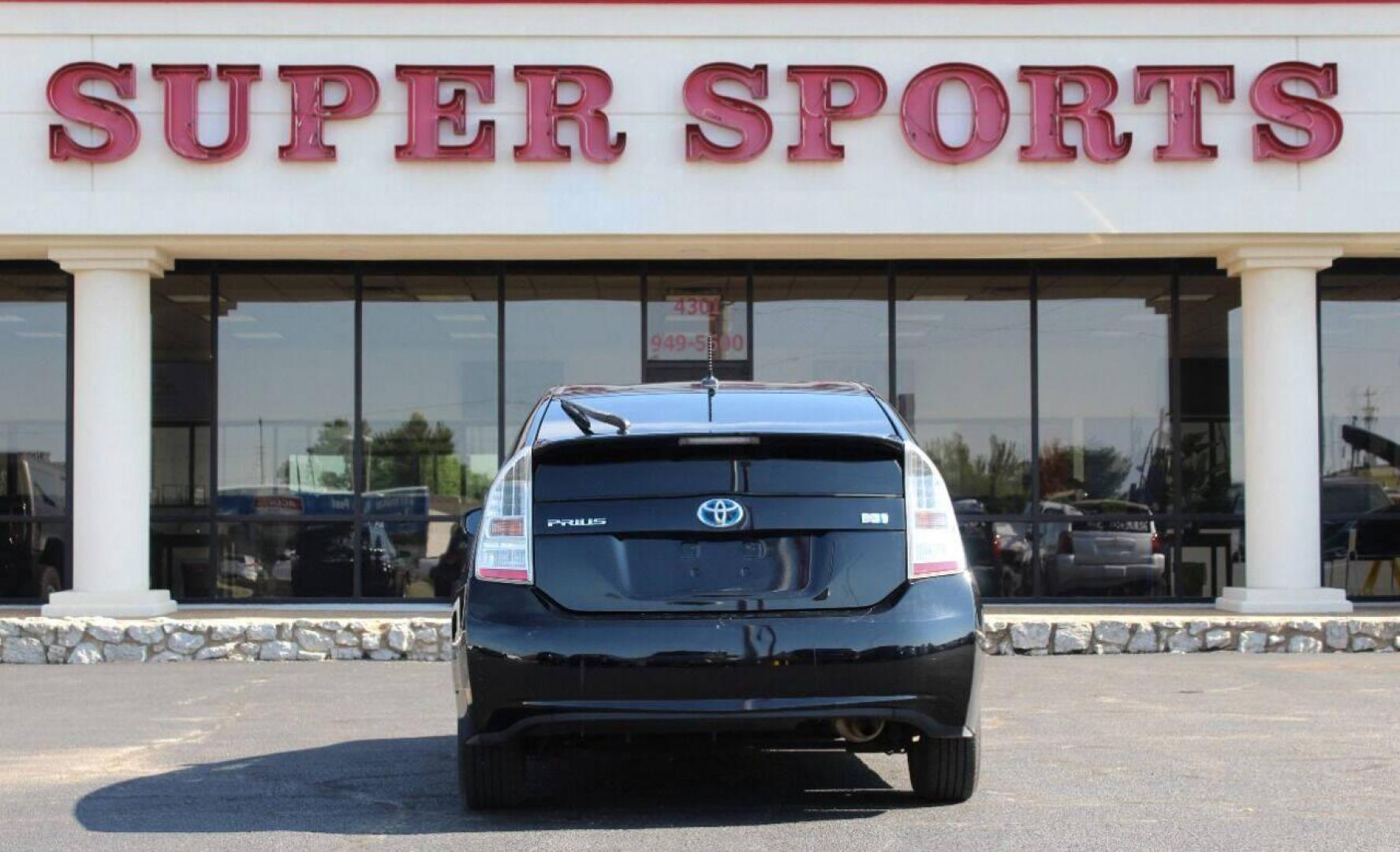 2011 Black Toyota Prius Prius I (JTDKN3DU3B0) with an 1.8L L4 DOHC 16V engine, Continuously Variable Transmission transmission, located at 4301 NW 39th , Oklahoma City, OK, 73112, (405) 949-5600, 35.512135, -97.598671 - NO DRIVERS LICENCE NO-FULL COVERAGE INSURANCE-NO CREDIT CHECK. COME ON OVER TO SUPERSPORTS AND TAKE A LOOK AND TEST DRIVE PLEASE GIVE US A CALL AT (405) 949-5600. NO LICENSIA DE MANEJAR- NO SEGURO DE COBERTURA TOTAL- NO VERIFICACCION DE CREDITO. POR FAVOR VENGAN A SUPERSPORTS, ECHE UN V - Photo#5