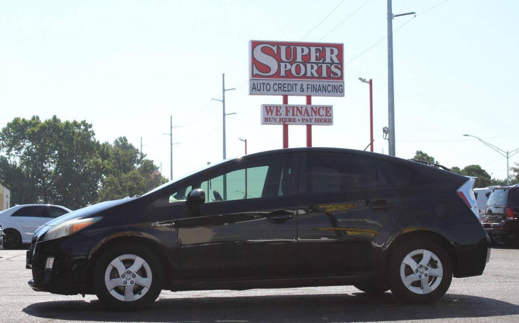 2011 Black Toyota Prius Prius I (JTDKN3DU3B0) with an 1.8L L4 DOHC 16V engine, Continuously Variable Transmission transmission, located at 4301 NW 39th , Oklahoma City, OK, 73112, (405) 949-5600, 35.512135, -97.598671 - NO DRIVERS LICENCE NO-FULL COVERAGE INSURANCE-NO CREDIT CHECK. COME ON OVER TO SUPERSPORTS AND TAKE A LOOK AND TEST DRIVE PLEASE GIVE US A CALL AT (405) 949-5600. NO LICENSIA DE MANEJAR- NO SEGURO DE COBERTURA TOTAL- NO VERIFICACCION DE CREDITO. POR FAVOR VENGAN A SUPERSPORTS, ECHE UN V - Photo#7