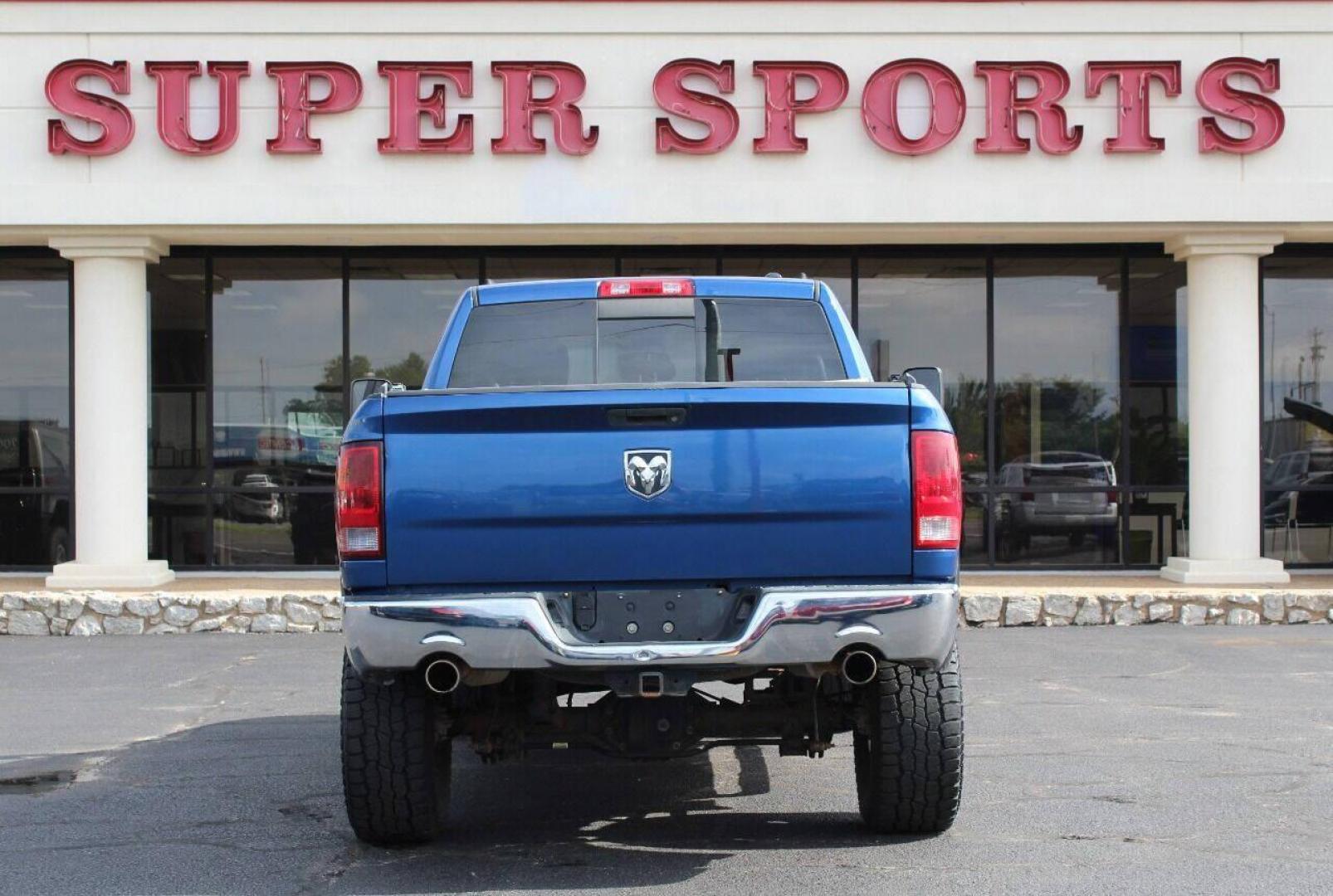 2011 Blue Dodge Ram 1500 ST Crew Cab 4WD (1D7RV1CT3BS) with an 5.7L V8 OHV 16V engine, 5-Speed Automatic transmission, located at 4301 NW 39th , Oklahoma City, OK, 73112, (405) 949-5600, 35.512135, -97.598671 - NO DRIVERS LICENCE NO-FULL COVERAGE INSURANCE-NO CREDIT CHECK. COME ON OVER TO SUPERSPORTS AND TAKE A LOOK AND TEST DRIVE PLEASE GIVE US A CALL AT (405) 949-5600. NO LICENSIA DE MANEJAR- NO SEGURO DE COBERTURA TOTAL- NO VERIFICACCION DE CREDITO. POR FAVOR VENGAN A SUPERSPORTS, ECHE UN V - Photo#4