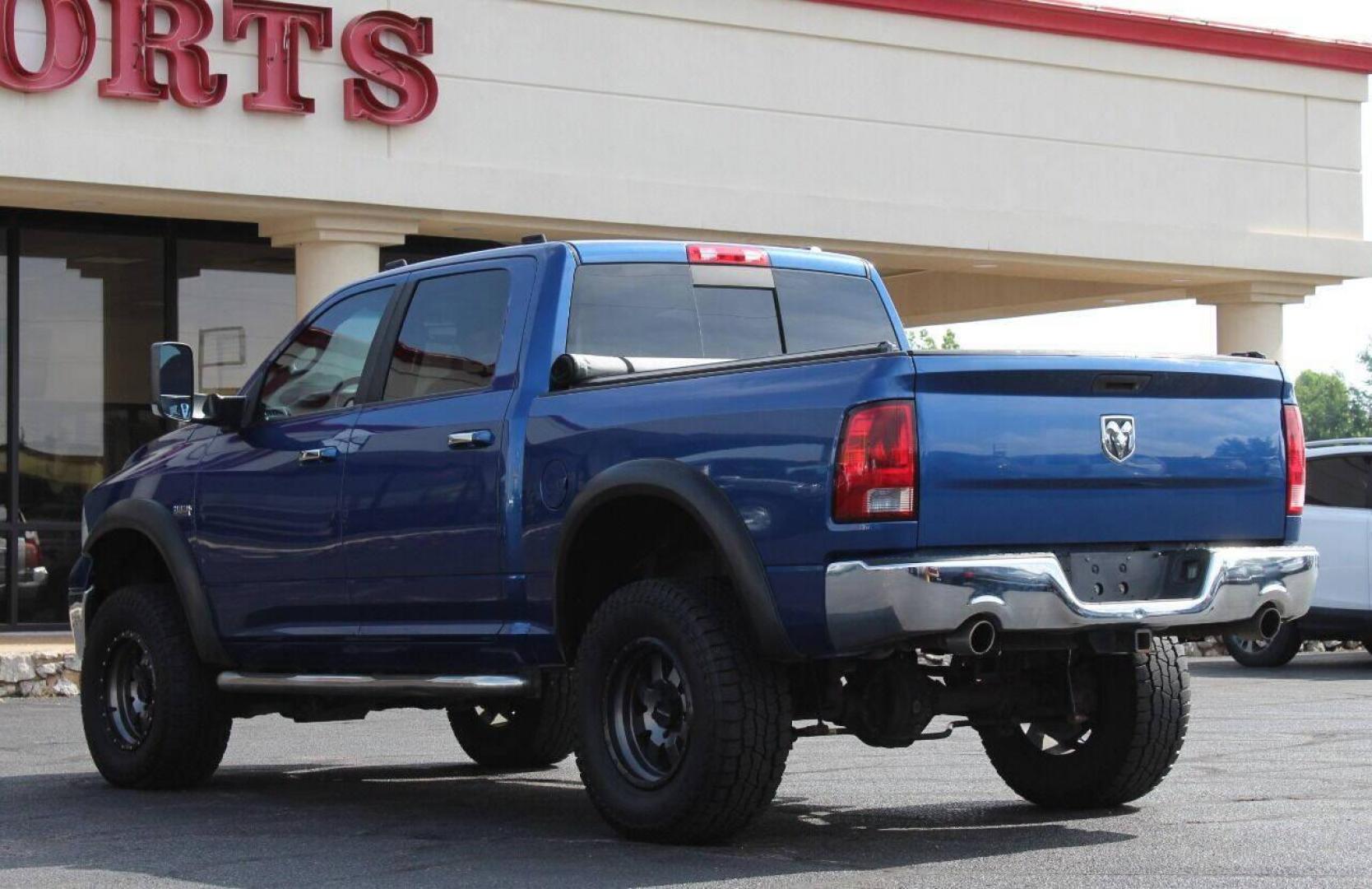 2011 Blue Dodge Ram 1500 ST Crew Cab 4WD (1D7RV1CT3BS) with an 5.7L V8 OHV 16V engine, 5-Speed Automatic transmission, located at 4301 NW 39th , Oklahoma City, OK, 73112, (405) 949-5600, 35.512135, -97.598671 - NO DRIVERS LICENCE NO-FULL COVERAGE INSURANCE-NO CREDIT CHECK. COME ON OVER TO SUPERSPORTS AND TAKE A LOOK AND TEST DRIVE PLEASE GIVE US A CALL AT (405) 949-5600. NO LICENSIA DE MANEJAR- NO SEGURO DE COBERTURA TOTAL- NO VERIFICACCION DE CREDITO. POR FAVOR VENGAN A SUPERSPORTS, ECHE UN V - Photo#5