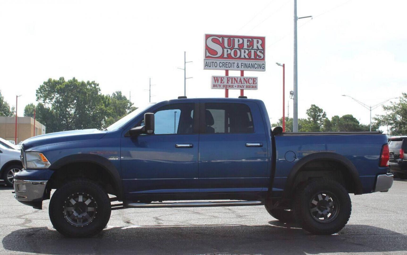 2011 Blue Dodge Ram 1500 ST Crew Cab 4WD (1D7RV1CT3BS) with an 5.7L V8 OHV 16V engine, 5-Speed Automatic transmission, located at 4301 NW 39th , Oklahoma City, OK, 73112, (405) 949-5600, 35.512135, -97.598671 - NO DRIVERS LICENCE NO-FULL COVERAGE INSURANCE-NO CREDIT CHECK. COME ON OVER TO SUPERSPORTS AND TAKE A LOOK AND TEST DRIVE PLEASE GIVE US A CALL AT (405) 949-5600. NO LICENSIA DE MANEJAR- NO SEGURO DE COBERTURA TOTAL- NO VERIFICACCION DE CREDITO. POR FAVOR VENGAN A SUPERSPORTS, ECHE UN V - Photo#6