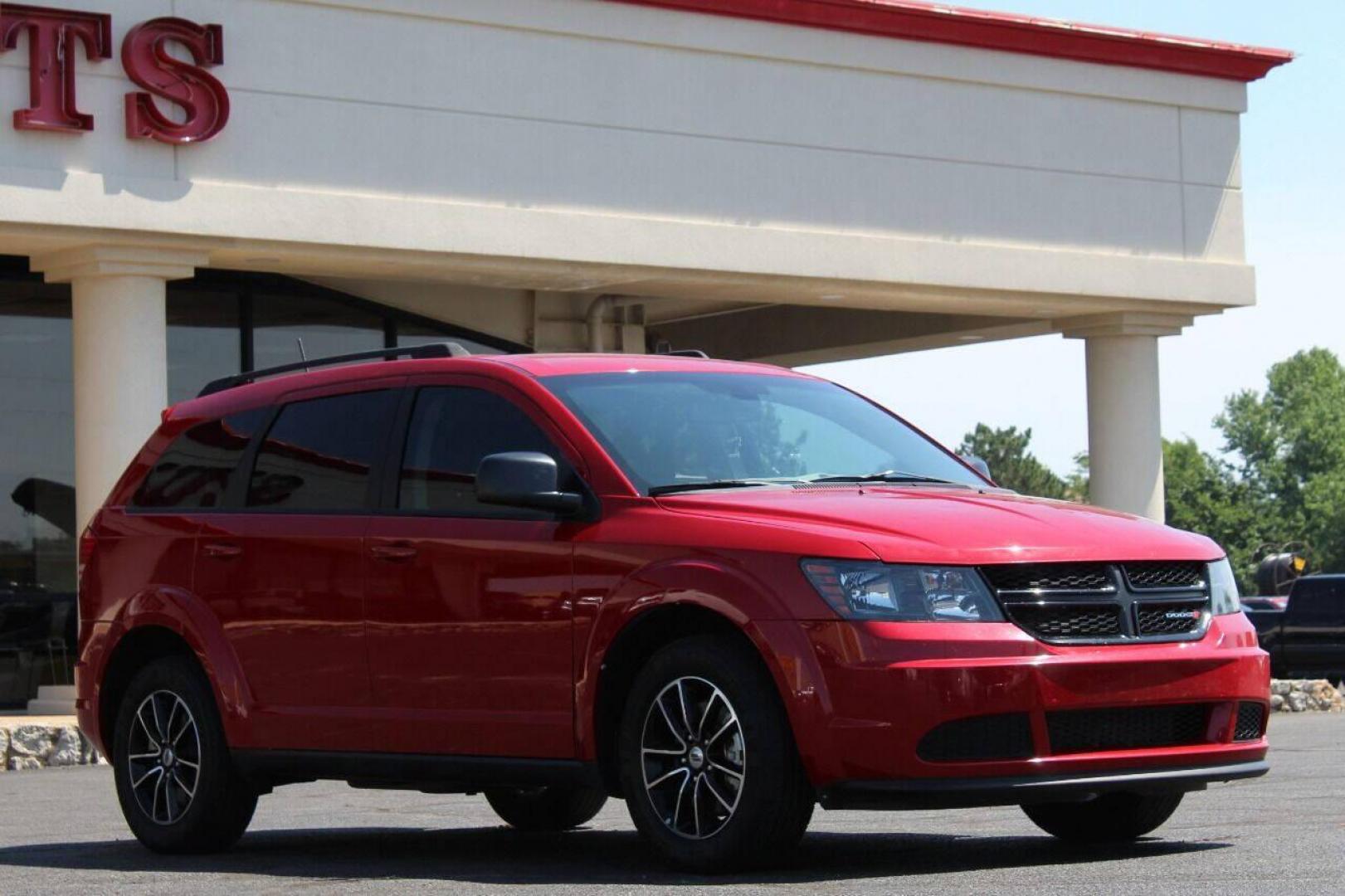 2018 Red Dodge Journey SE (3C4PDCAB3JT) with an 2.4L L4 DOHC 16V engine, 4A transmission, located at 4301 NW 39th , Oklahoma City, OK, 73112, (405) 949-5600, 35.512135, -97.598671 - NO DRIVERS LICENCE NO-FULL COVERAGE INSURANCE-NO CREDIT CHECK. COME ON OVER TO SUPERSPORTS AND TAKE A LOOK AND TEST DRIVE. PLEASE GIVE US A CALL AT (405) 949-5600. NO LICENSIA DE MANEJAR - NO SEGURO DE COBERTURA TOTAL - NO VERIFICACION DE CREDITO. POR FAVOR VENGAN A SUPERSPORTS, ECHE UN - Photo#0