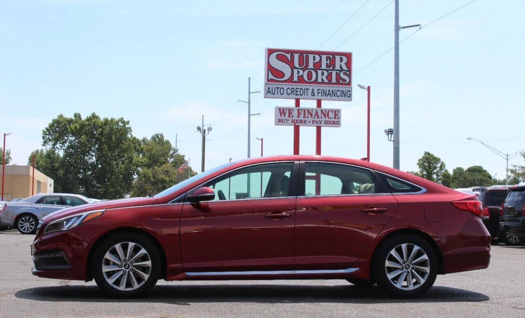 2015 Red Hyundai Sonata Sport (5NPE34AF2FH) with an 2.4L L4 DOHC 16V engine, 6-Speed Automatic transmission, located at 4301 NW 39th , Oklahoma City, OK, 73112, (405) 949-5600, 35.512135, -97.598671 - NO DRIVERS LICENCE NO-FULL COVERAGE INSURANCE-NO CREDIT CHECK. COME ON OVER TO SUPERSPORTS AND TAKE A LOOK AND TEST DRIVE. PLEASE GIVE US A CALL AT (405) 949-5600. NO LICENSIA DE MANEJAR- NO SEGURO DE COBERTURA TOTAL- NO VERIFICACCION DE CREDITO. POR FAVOR VENGAN A SUPERSPORTS, ECHE UN - Photo#6