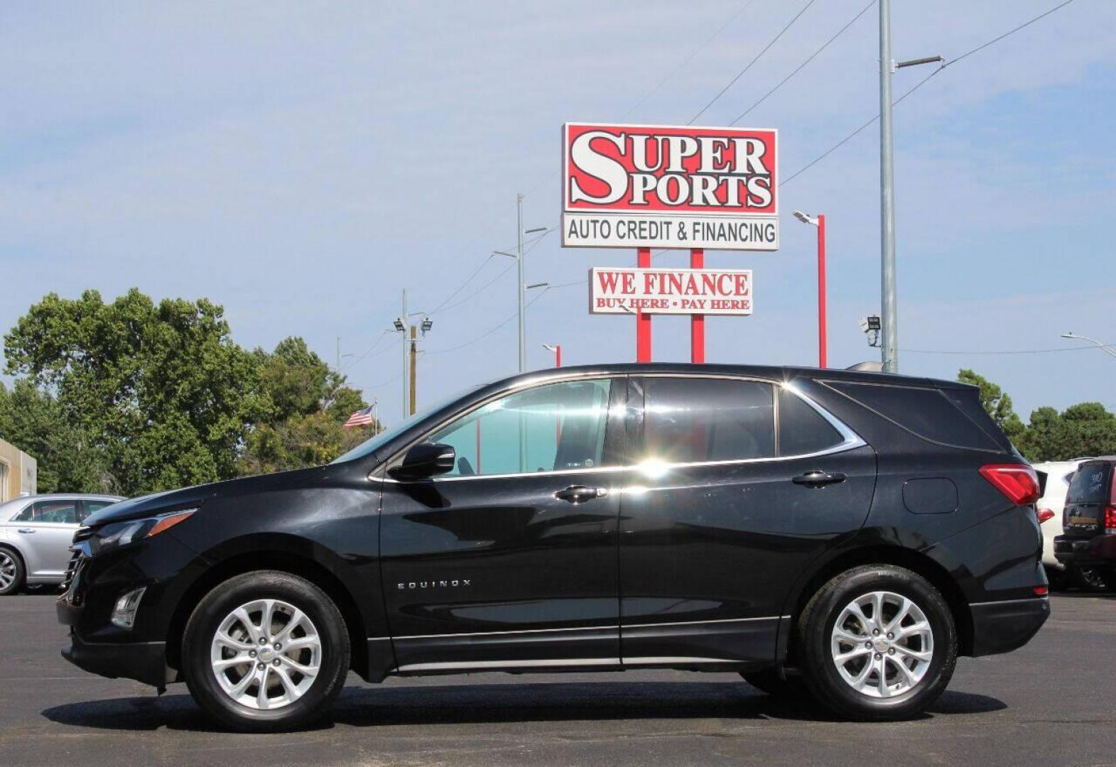 2018 Black Chevrolet Equinox LT AWD (2GNAXSEV7J6) with an 1.5L L4 DIR DOHC 16V TURBO engine, 6A transmission, located at 4301 NW 39th , Oklahoma City, OK, 73112, (405) 949-5600, 35.512135, -97.598671 - NO DRIVERS LICENCE NO-FULL COVERAGE INSURANCE-NO CREDIT CHECK. COME ON OVER TO SUPERSPORTS AND TAKE A LOOK AND TEST DRIVE. PLEASE GIVE US A CALL AT (405) 949-5600. NO LICENSIA DE MANEJAR- NO SEGURO DE COBERTURA TOTAL- NO VERIFICACCION DE CREDITO. POR FAVOR VENGAN A SUPERSPORTS, ECHE UN - Photo#6