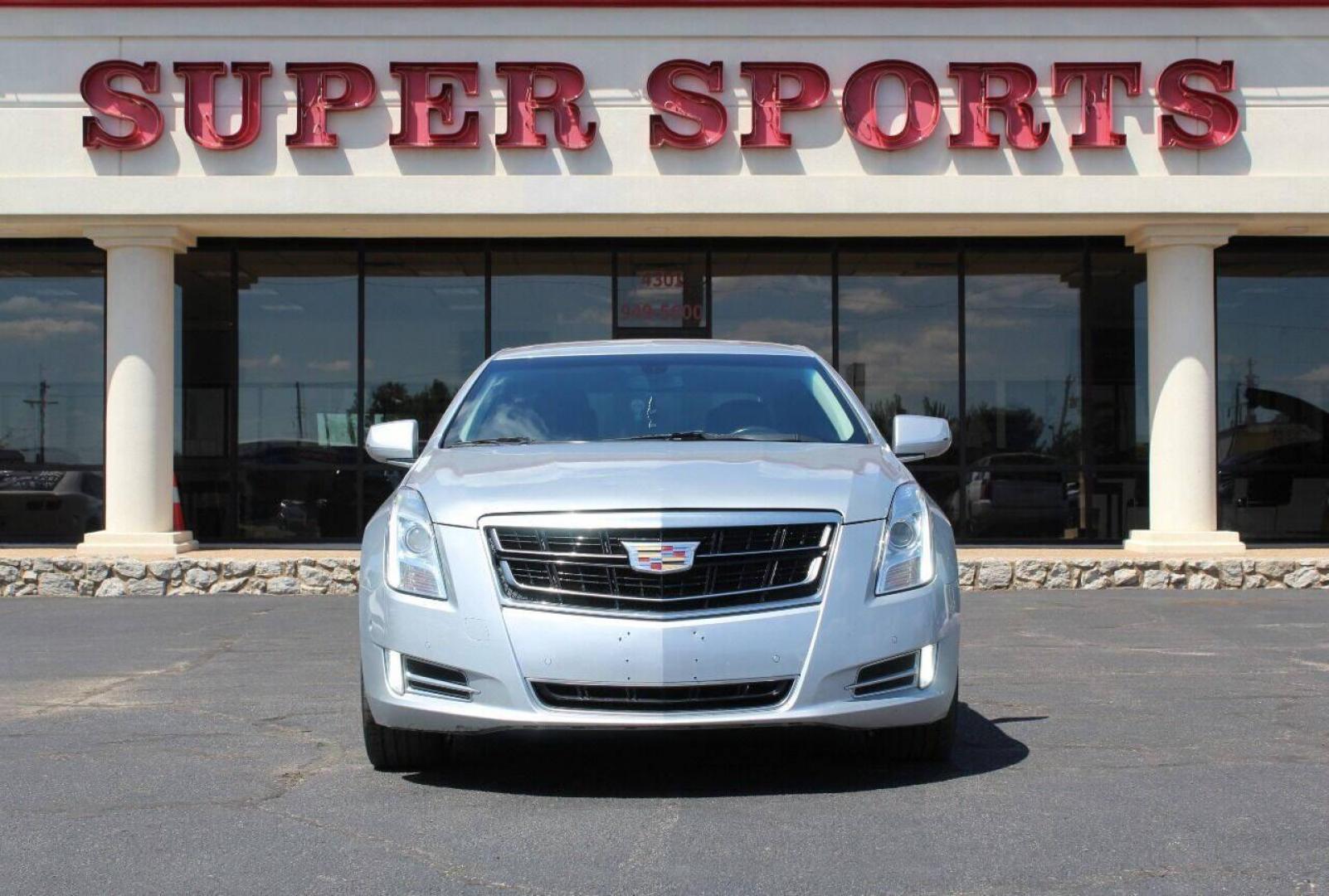 2017 Silver Cadillac XTS Luxury FWD (2G61M5S37H9) with an 3.6L V6 DOHC 24V engine, 6A transmission, located at 4301 NW 39th , Oklahoma City, OK, 73112, (405) 949-5600, 35.512135, -97.598671 - NO DRIVERS LICENCE NO-FULL COVERAGE INSURANCE-NO CREDIT CHECK. COME ON OVER TO SUPERSPORTS AND TAKE A LOOK AND TEST DRIVE. PLEASE GIVE US A CALL AT (405) 949-5600. NO LICENSIA DE MANEJAR- NO SEGURO DE COBERTURA TOTAL- NO VERIFICACCION DE CREDITO. POR FAVOR VENGAN A SUPERSPORTS, ECHE UN - Photo#2