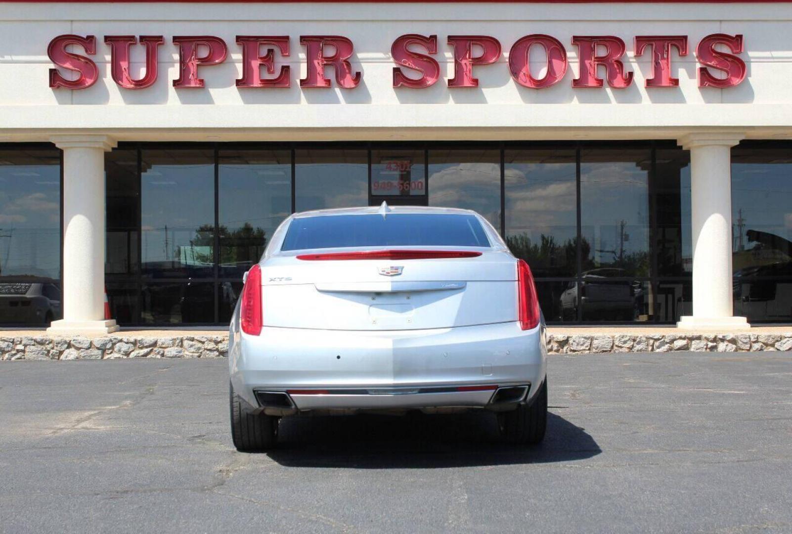 2017 Silver Cadillac XTS Luxury FWD (2G61M5S37H9) with an 3.6L V6 DOHC 24V engine, 6A transmission, located at 4301 NW 39th , Oklahoma City, OK, 73112, (405) 949-5600, 35.512135, -97.598671 - NO DRIVERS LICENCE NO-FULL COVERAGE INSURANCE-NO CREDIT CHECK. COME ON OVER TO SUPERSPORTS AND TAKE A LOOK AND TEST DRIVE. PLEASE GIVE US A CALL AT (405) 949-5600. NO LICENSIA DE MANEJAR- NO SEGURO DE COBERTURA TOTAL- NO VERIFICACCION DE CREDITO. POR FAVOR VENGAN A SUPERSPORTS, ECHE UN - Photo#4