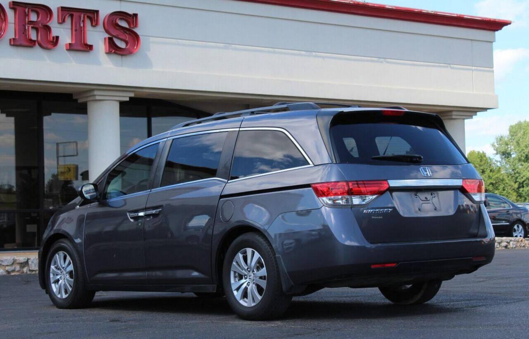 2016 Gray Honda Odyssey EX-L (5FNRL5H62GB) with an 3.5L V6 SOHC 24V engine, 6A transmission, located at 4301 NW 39th , Oklahoma City, OK, 73112, (405) 949-5600, 35.512135, -97.598671 - Photo#5