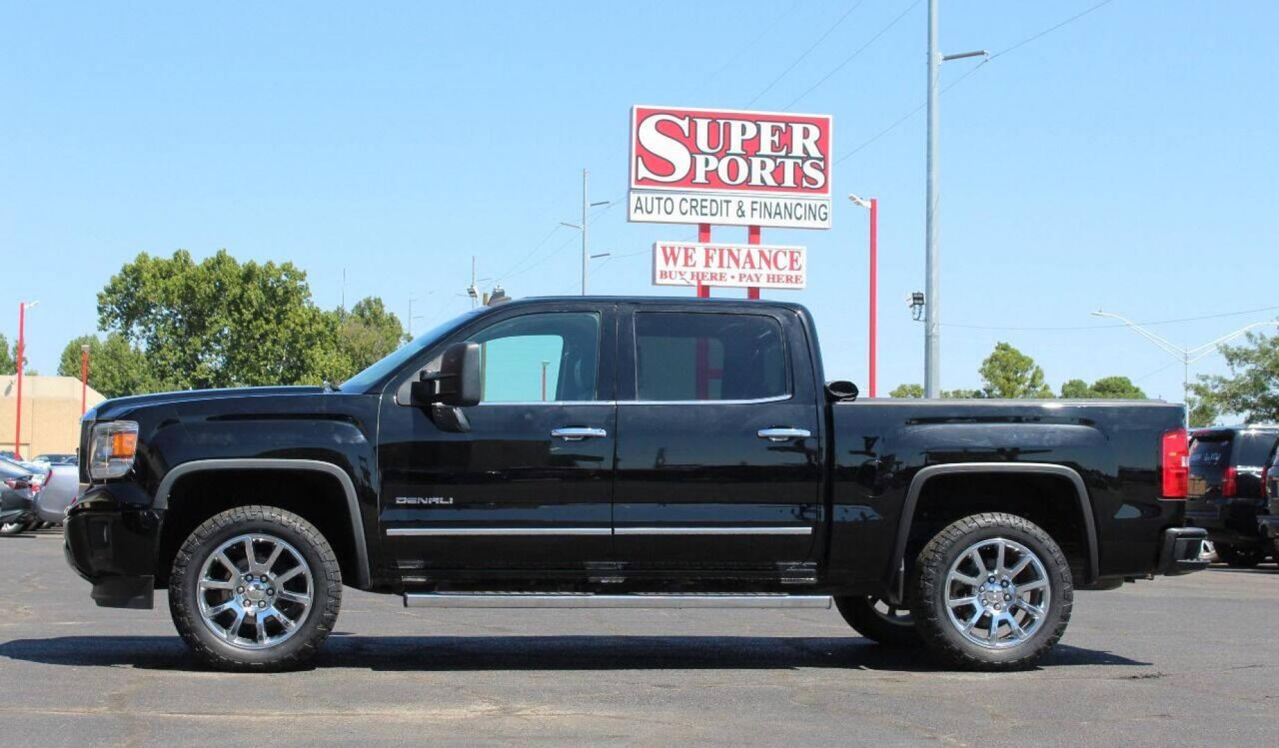 2014 Black GMC Sierra 1500 Denali Crew Cab 4WD (3GTU2WEJ6EG) with an 6.2L V8 OHV 16V engine, 6-Speed Automatic transmission, located at 4301 NW 39th , Oklahoma City, OK, 73112, (405) 949-5600, 35.512135, -97.598671 - Photo#6