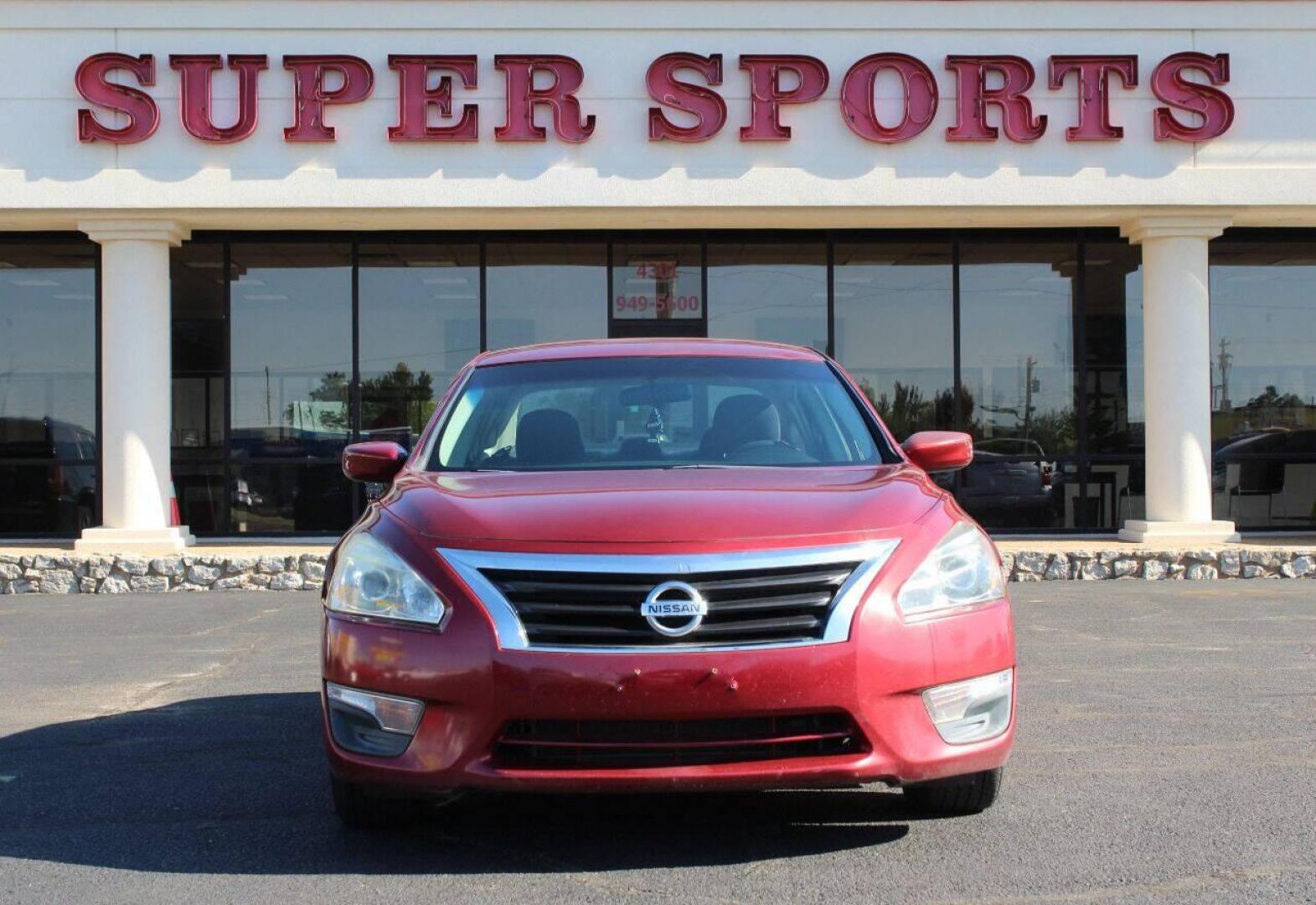 2013 Maroon Nissan Altima 2.5 S (1N4AL3AP8DN) with an 2.5L L4 DOHC 16V engine, CVT transmission, located at 4301 NW 39th , Oklahoma City, OK, 73112, (405) 949-5600, 35.512135, -97.598671 - NO DRIVERS LICENCE NO-FULL COVERAGE INSURANCE-NO CREDIT CHECK. COME ON OVER TO SUPERSPORTS AND TAKE A LOOK AND TEST DRIVE. PLEASE GIVE US A CALL AT (405) 949-5600. NO LICENSIA DE MANEJAR- NO SEGURO DE COBERTURA TOTAL- NO VERIFICACCION DE CREDITO. POR FAVOR VENGAN A SUPERSPORTS, ECHE UN - Photo#6