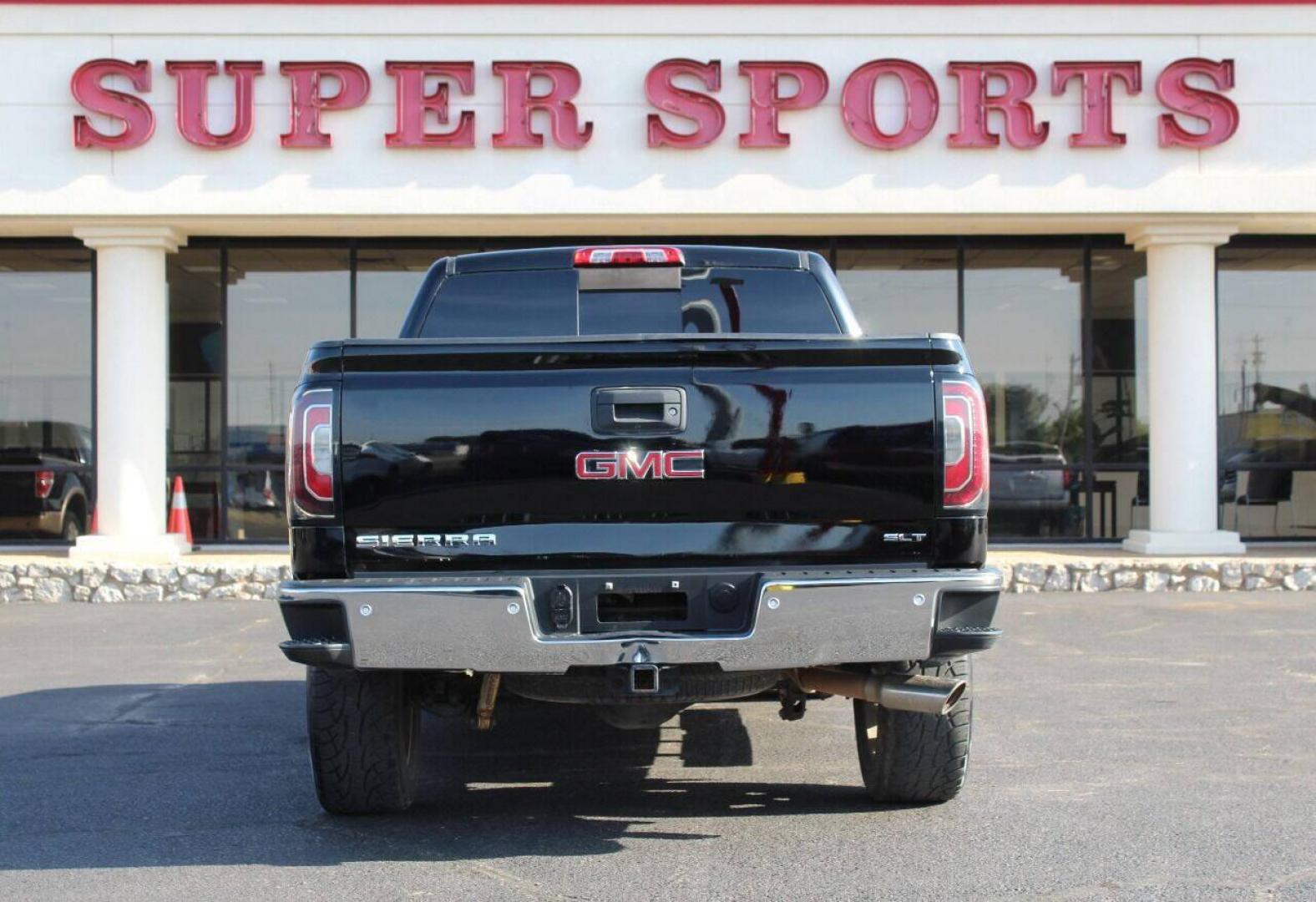 2016 Black GMC Sierra 1500 (3GTU2NEC0GG) with an 5.3L V8 5.3L V8 engine, Automatic 6-Speed transmission, located at 4301 NW 39th , Oklahoma City, OK, 73112, (405) 949-5600, 35.512135, -97.598671 - NO DRIVERS LICENCE NO-FULL COVERAGE INSURANCE-NO CREDIT CHECK. COME ON OVER TO SUPERSPORTS AND TAKE A LOOK AND TEST DRIVE PLEASE GIVE US A CALL AT (405) 949-5600. NO LICENCIA DE MANEJAR - NO SEGURO DE COBERTURA TOTAL - NO VERIFICACCION DE CREDITO. POR FAVOR VENGAN A SUPERSPORTS, ECHE UN VISTAZ - Photo#4