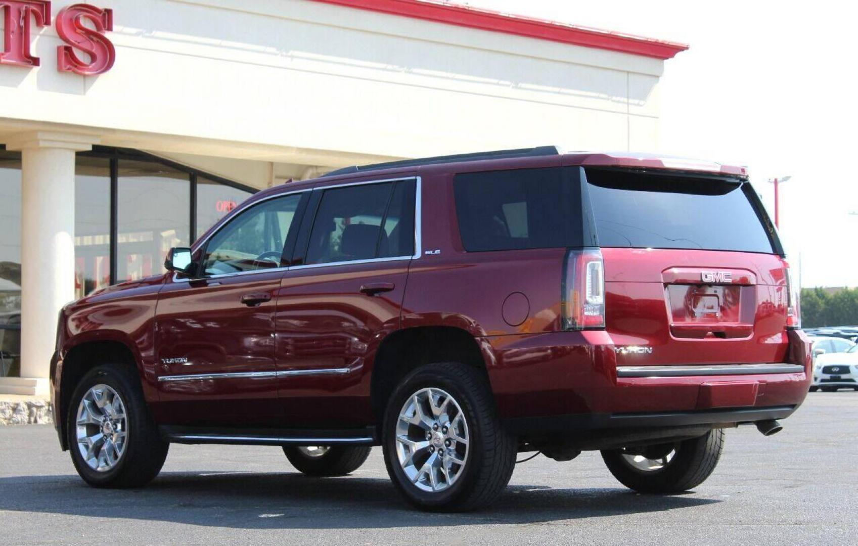 2017 Maroon GMC Yukon SLE 2WD (1GKS1AKC1HR) with an 5.3L V8 OHV 16V engine, 6A transmission, located at 4301 NW 39th , Oklahoma City, OK, 73112, (405) 949-5600, 35.512135, -97.598671 - Photo#5