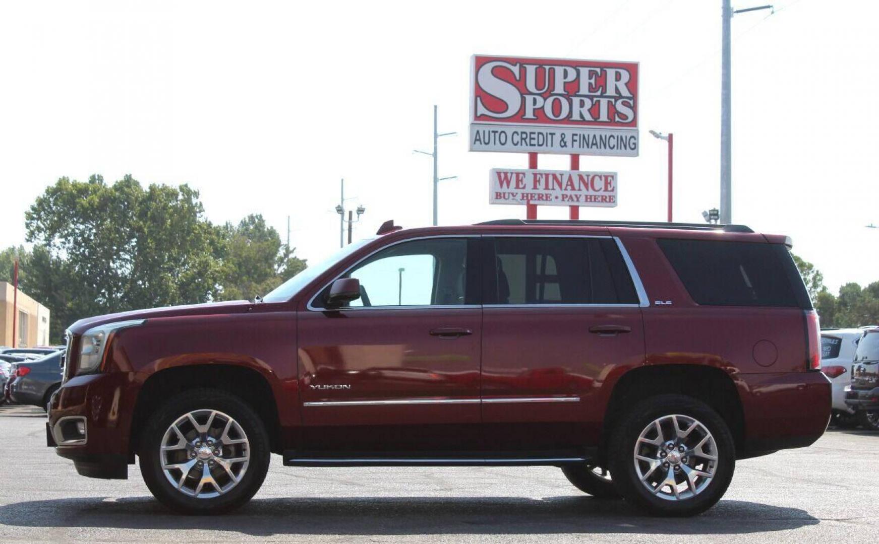 2017 Maroon GMC Yukon SLE 2WD (1GKS1AKC1HR) with an 5.3L V8 OHV 16V engine, 6A transmission, located at 4301 NW 39th , Oklahoma City, OK, 73112, (405) 949-5600, 35.512135, -97.598671 - NO DRIVERS LICENSE - NO FULL COVERAGE INSURANCE - NO CREDIT CHECK. COME ON OVER TO SUPERSPORTS AND TAKE A LOOK AND TEST DRIVE PLEASE GIVE US A CALL AT (405) 949-5600. NO LICENCIA DE MANEJAR - NO SEGURO DE COBERTURA TOTAL - NO VERIFICACION DE CREDITO. POR FAVOR VENGAN A SUPERSPOR - Photo#6