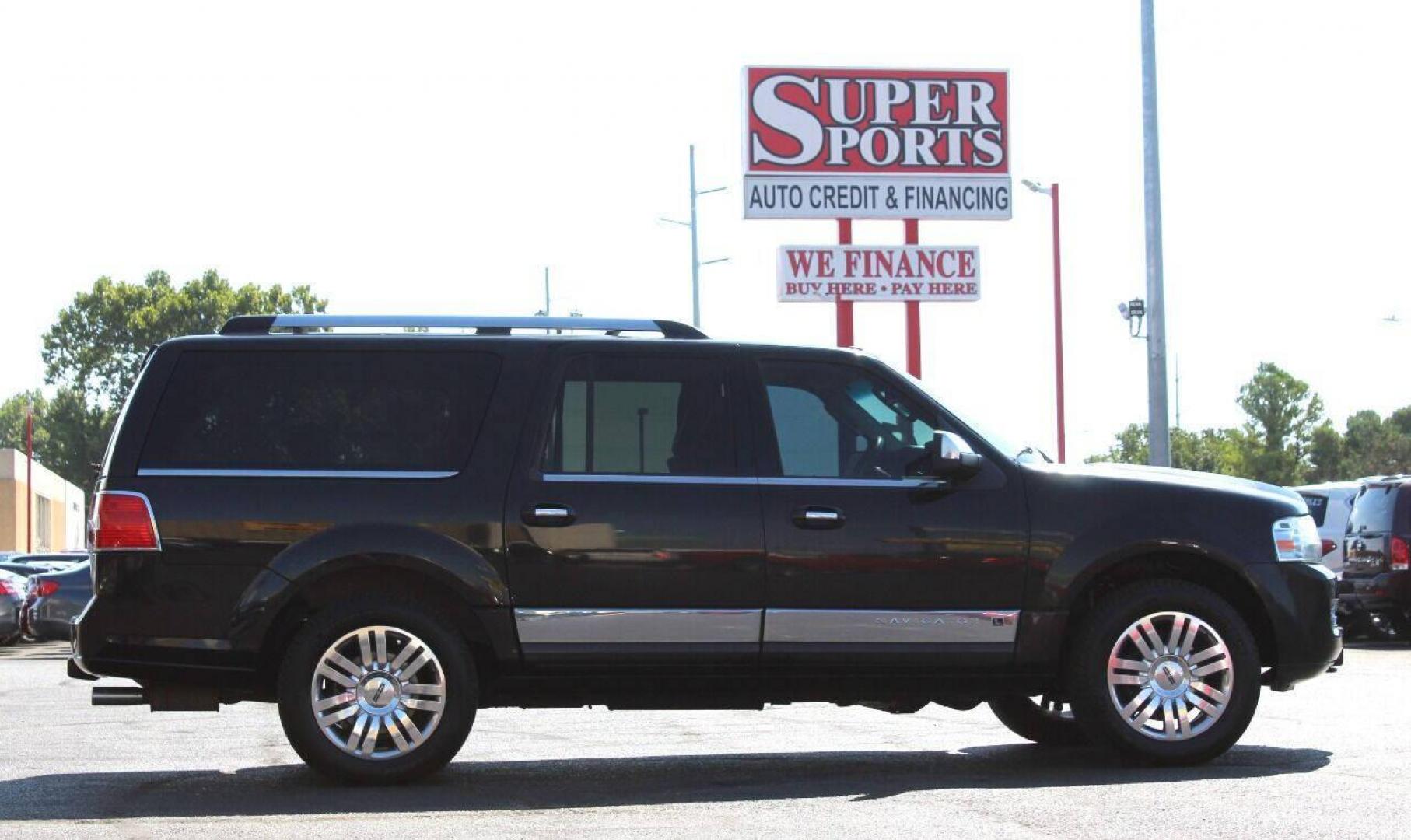 2011 Black Lincoln Navigator L 4WD (5LMJJ3J52BE) with an 5.4L V8 SOHC 24V engine, 6-Speed Automatic transmission, located at 4301 NW 39th , Oklahoma City, OK, 73112, (405) 949-5600, 35.512135, -97.598671 - NO DRIVERS LICENCE NO-FULL COVERAGE INSURANCE-NO CREDIT CHECK. COME ON OVER TO SUPERSPORTS AND TAKE A LOOK AND TEST DRIVE PLEASE GIVE US A CALL AT (405) 949-5600. NO LICENSIA DE MANEJAR- NO SEGURO DE COBERTURA TOTAL- NO VERIFICACCION DE CREDITO. POR FAVOR VENGAN A SUPERSPORTS, ECHE UN V - Photo#3