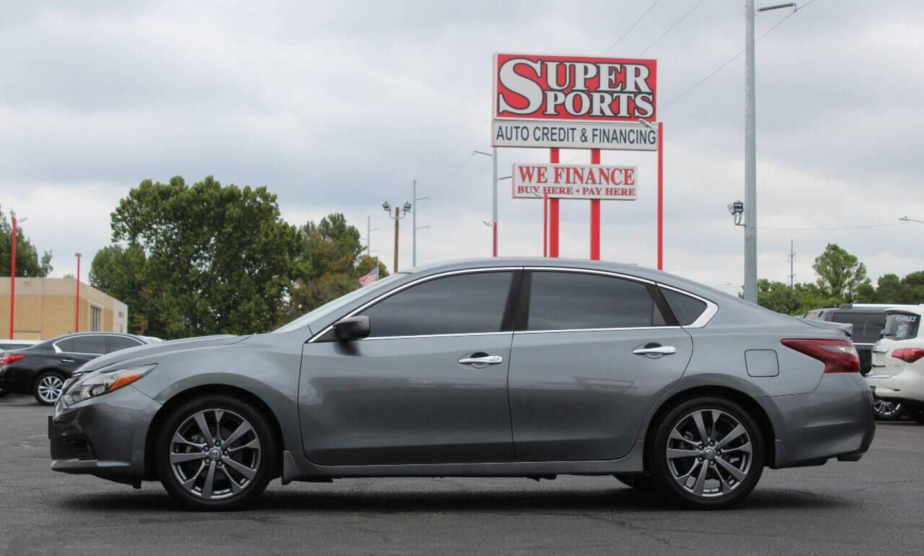 2018 Gray Nissan Altima 2.5 (1N4AL3AP8JC) with an 2.5L L4 DOHC 16V engine, CVT transmission, located at 4301 NW 39th , Oklahoma City, OK, 73112, (405) 949-5600, 35.512135, -97.598671 - NO DRIVERS LICENCE NO-FULL COVERAGE INSURANCE-NO CREDIT CHECK. COME ON OVER TO SUPERSPORTS AND TAKE A LOOK AND TEST DRIVE. PLEASE GIVE US A CALL AT (405) 949-5600. NO LICENCIA DE MANEJAR - NO SEGURO DE COBERTURA TOTAL - NO VERIFICACION DE CREDITO. POR FAVOR VENGAN A SUPERSPORTS, ECHE UN - Photo#6