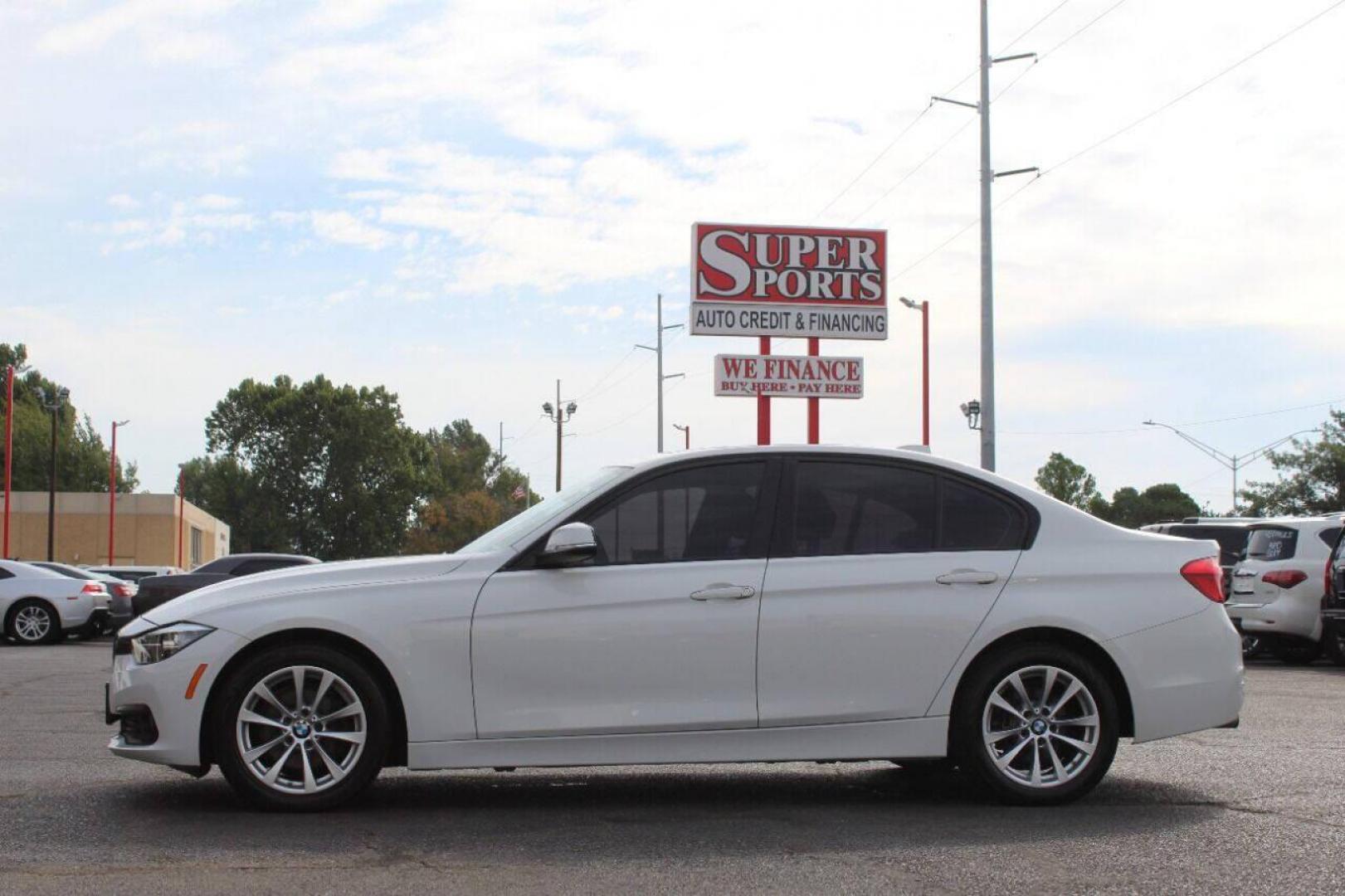 2016 White BMW 3-Series 320i xDrive Sedan (WBA8E5G53GN) with an 2.0L L4 DOHC 16V engine, 8A transmission, located at 4301 NW 39th , Oklahoma City, OK, 73112, (405) 949-5600, 35.512135, -97.598671 - NO DRIVERS LICENCE NO-FULL COVERAGE INSURANCE-NO CREDIT CHECK. COME ON OVER TO SUPERSPORTS AND TAKE A LOOK AND TEST DRIVE. PLEASE GIVE US A CALL AT (405) 949-5600. NO LICENCIA DE MANEJAR - NO SEGURO DE COBERTURA TOTAL - NO VERIFICACION DE CREDITO. POR FAVOR VENGAN A SUPERSPORTS, ECHE UN - Photo#6