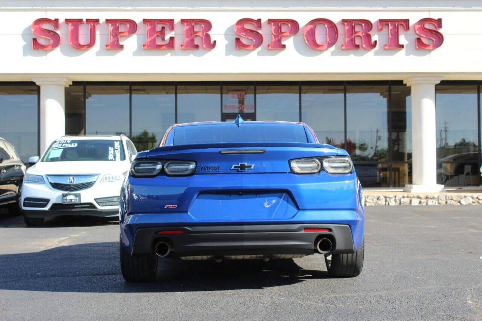 2019 Blue Chevrolet Camaro (1G1FB1RX8K0) with an 2.0L I4 Turbocharger 2.0L I4 engine, Automatic 8-Speed transmission, located at 4301 NW 39th , Oklahoma City, OK, 73112, (405) 949-5600, 35.512135, -97.598671 - NO DRIVERS LICENCE NO-FULL COVERAGE INSURANCE-NO CREDIT CHECK. COME ON OVER TO SUPERSPORTS AND TAKE A LOOK AND TEST DRIVE PLEASE GIVE US A CALL AT (405) 949-5600. NO LICENCIA DE MANEJAR - NO SEGURO DE COBERTURA TOTAL - NO VERIFICACION DE CREDITO. POR FAVOR VENGAN A SUPERSPORTS, ECHE UN VISTAZO - Photo#4