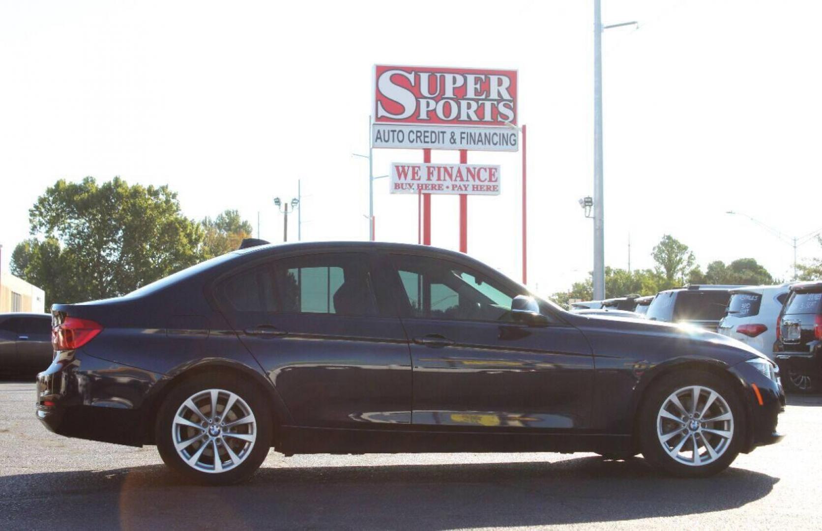 2016 Blue BMW 3-Series 320i Sedan (WBA8E1G58GN) with an 2.0L L4 DOHC 16V engine, 8A transmission, located at 4301 NW 39th , Oklahoma City, OK, 73112, (405) 949-5600, 35.512135, -97.598671 - NO DRIVERS LICENSE - NO FULL COVERAGE INSURANCE - NO CREDIT CHECK. COME ON OVER TO SUPERSPORTS AND TAKE A LOOK AND TEST DRIVE. PLEASE GIVE US A CALL AT (405) 949-5600. NO LICENCIA DE MANEJAR - NO SEGURO DE COBERTURA TOTAL - NO VERIFICACION DE CREDITO. POR FAVOR VENGAN A SUPERSPORTS, ECH - Photo#3