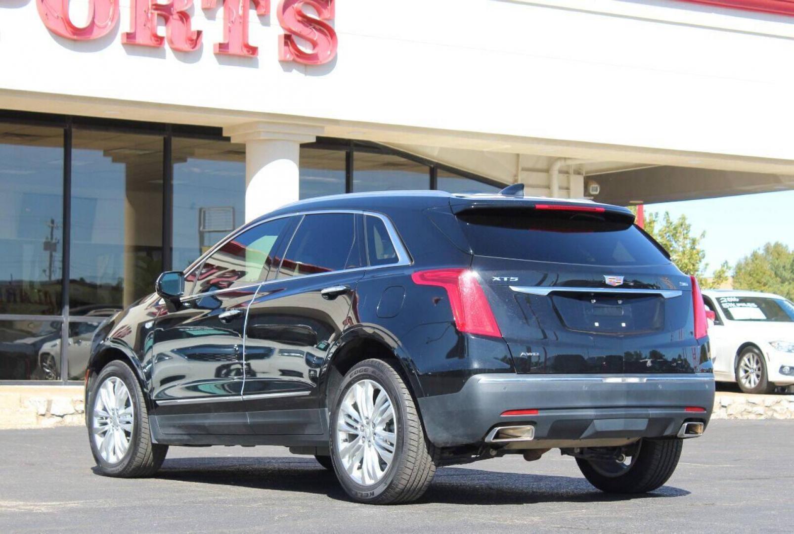 2017 Black Cadillac XT5 Premium Luxury AWD (1GYKNERS6HZ) with an 3.6L V6 DOHC 24V engine, 8A transmission, located at 4301 NW 39th , Oklahoma City, OK, 73112, (405) 949-5600, 35.512135, -97.598671 - NO DRIVERS LICENSE NO - FULL COVERAGE INSURANCE - NO CREDIT CHECK. COME ON OVER TO SUPERSPORTS AND TAKE A LOOK AND TEST DRIVE PLEASE GIVE US A CALL AT (405) 949-5600. NO LICENCIA DE MANEJAR - NO SEGURO DE COBERTURA TOTAL - NO VERIFICACION DE CREDITO. POR FAVOR VENGAN A SUPERSPORTS, ECHE U - Photo#5