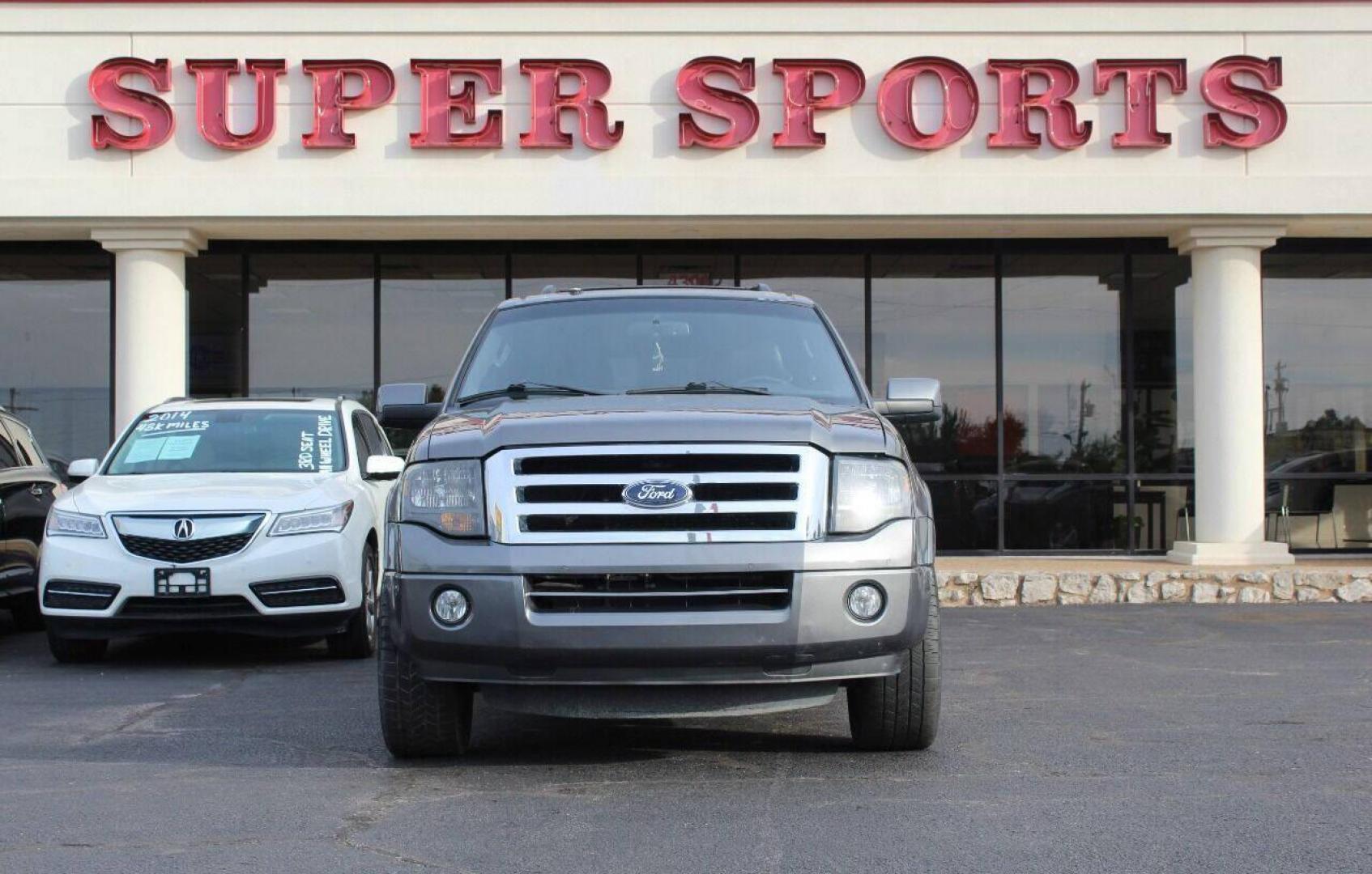 2014 Charcoal Ford Expedition EL Limited 2WD (1FMJK1K58EE) with an 5.4L V8 SOHC 16V FFV engine, 6-Speed Automatic transmission, located at 4301 NW 39th , Oklahoma City, OK, 73112, (405) 949-5600, 35.512135, -97.598671 - NO DRIVERS LICENCE NO - FULL COVERAGE INSURANCE - NO CREDIT CHECK. COME ON OVER TO SUPERSPORTS AND TAKE A LOOK AND TEST DRIVE. PLEASE GIVE US A CALL AT (405) 949-5600. NO LICENCIA DE MANEJAR - NO SEGURO DE COBERTURA TOTAL- NO VERIFICACION DE CREDITO. POR FAVOR VENGAN A SUPERSPORTS, ECHE - Photo#2